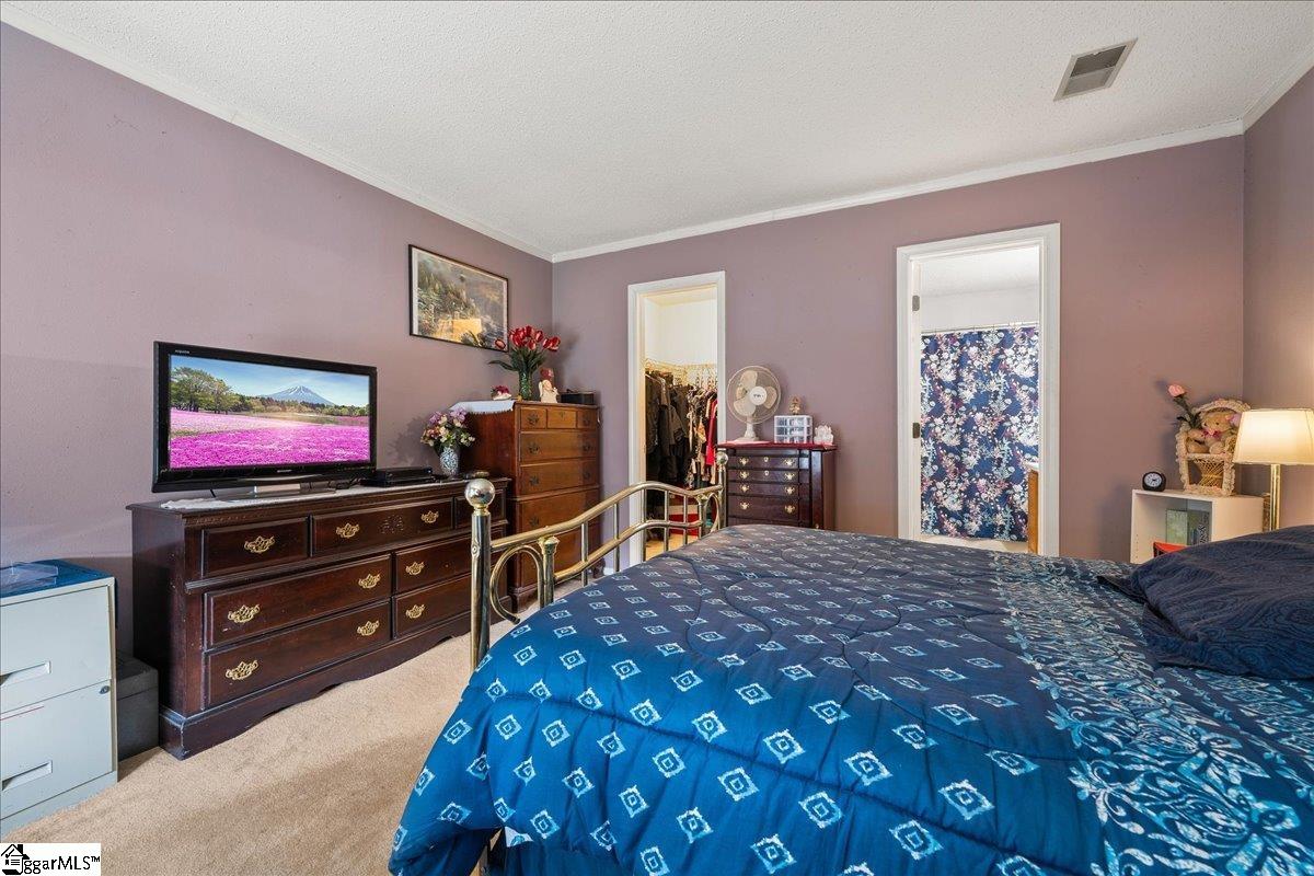 8 Pasture Place Simpsonville, SC 29681