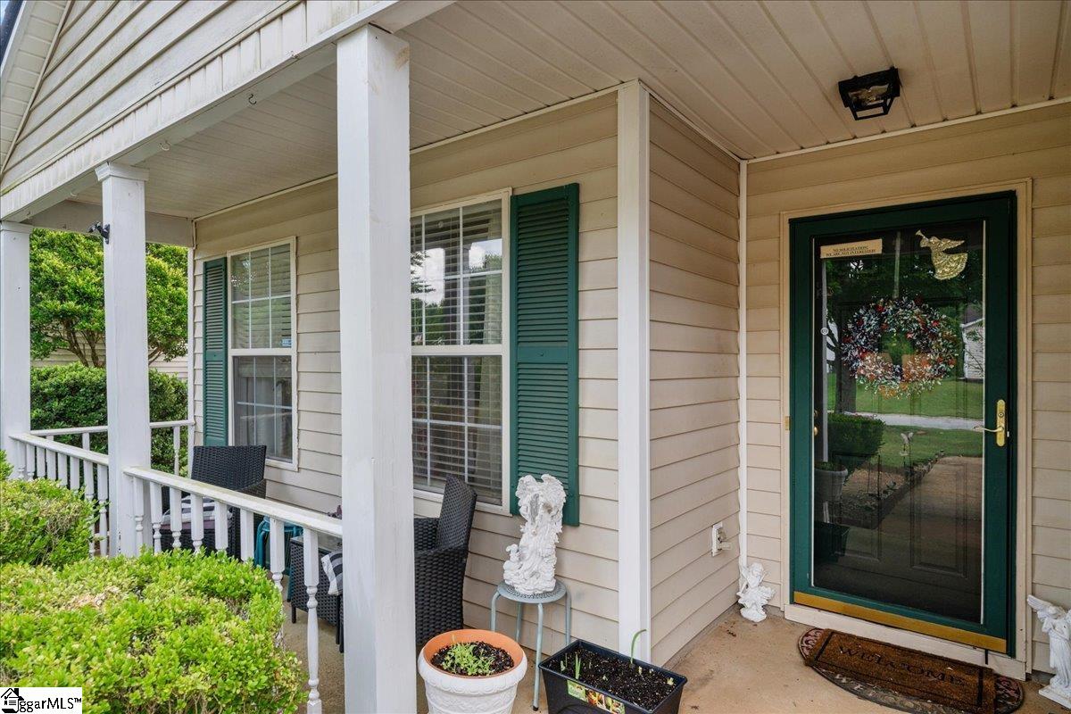 8 Pasture Place Simpsonville, SC 29681