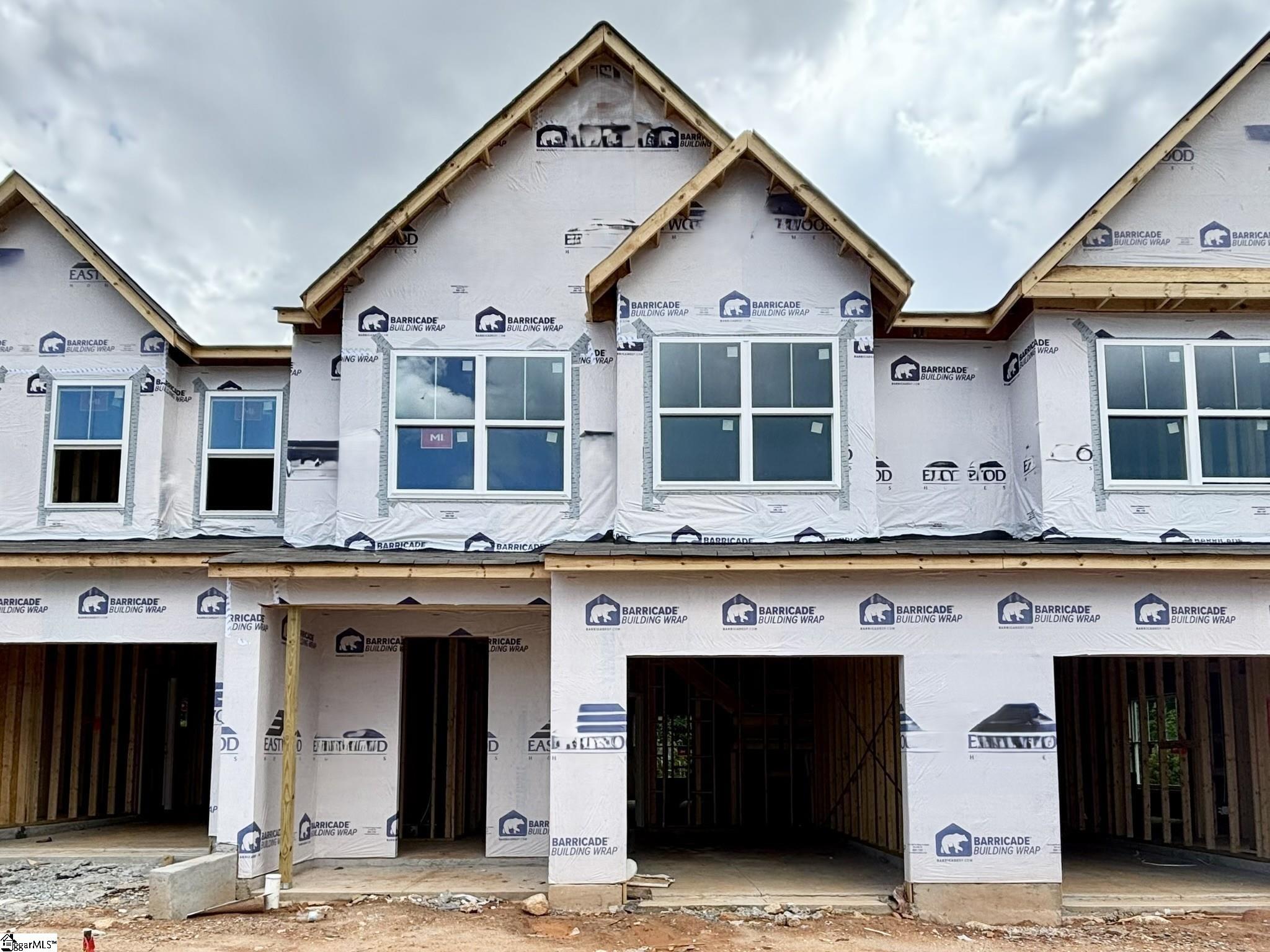 619 Autumn Lake Road Simpsonville, SC 29681