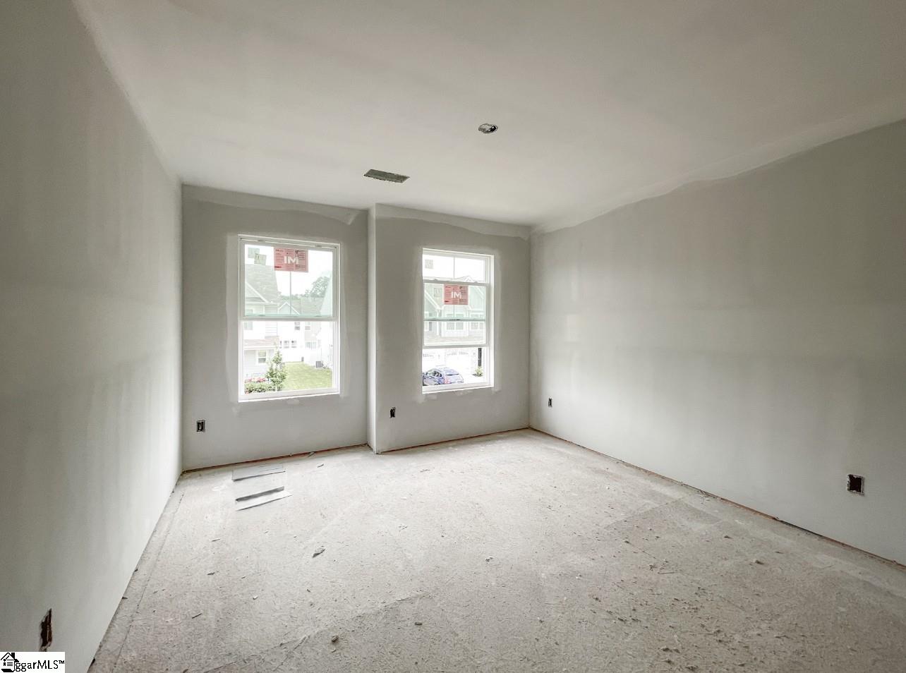 617 Autumn Lake Road Simpsonville, SC 29681