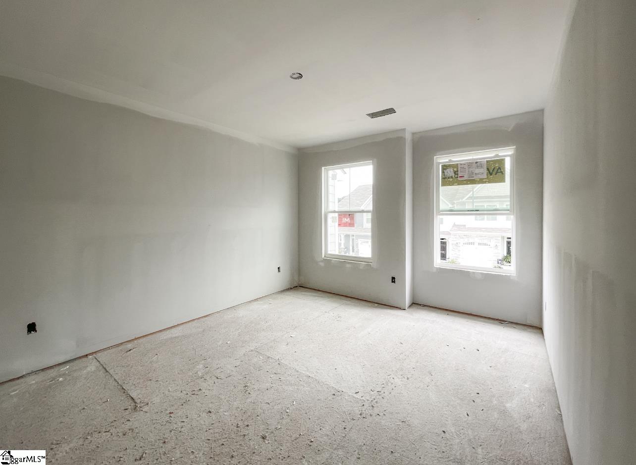617 Autumn Lake Road Simpsonville, SC 29681
