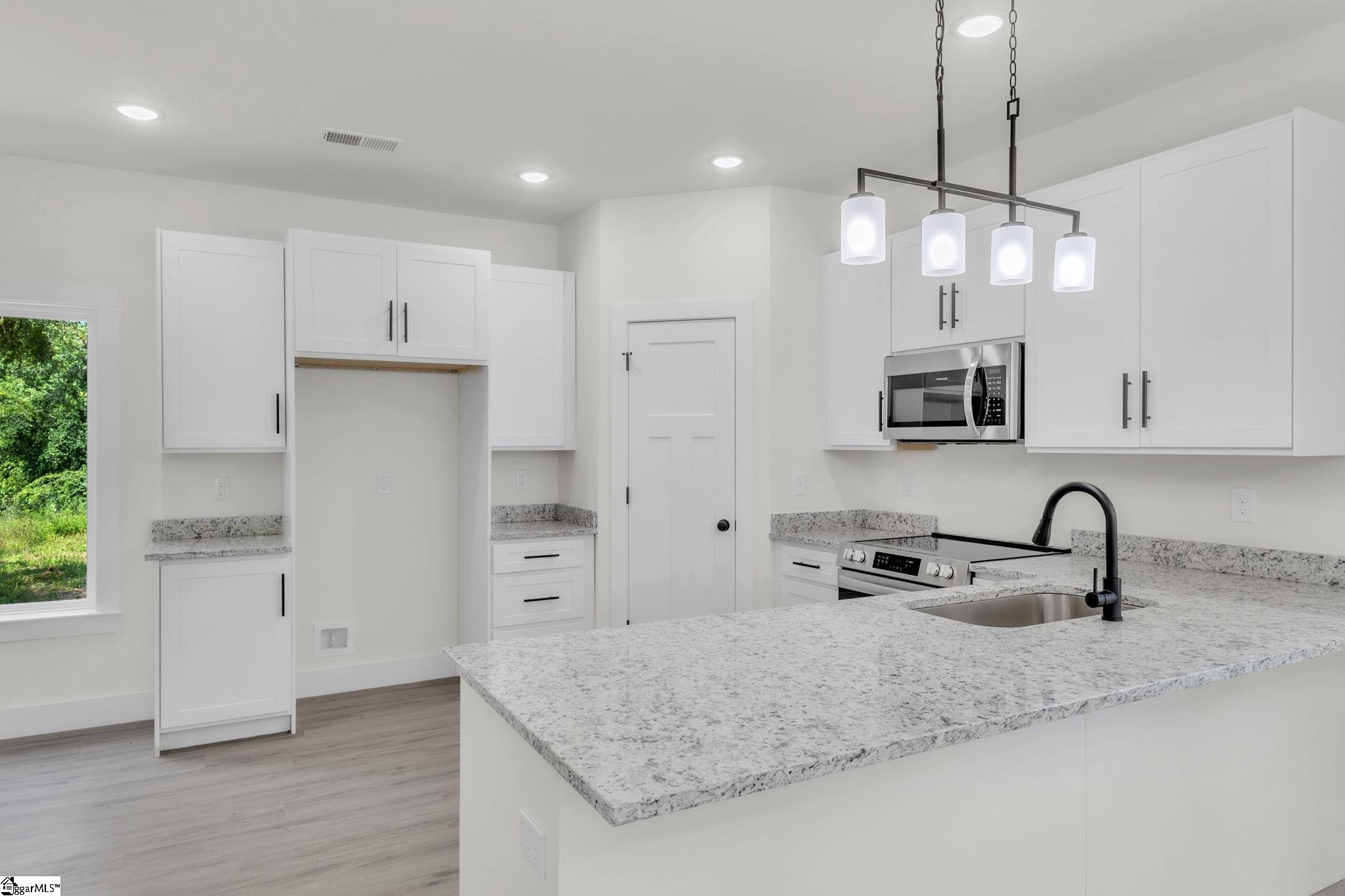 331 Peachtree Street Woodruff, SC 29388