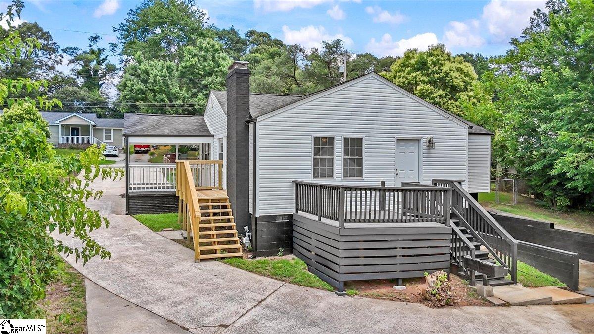 118 S Estate Drive Greenville, SC 29605