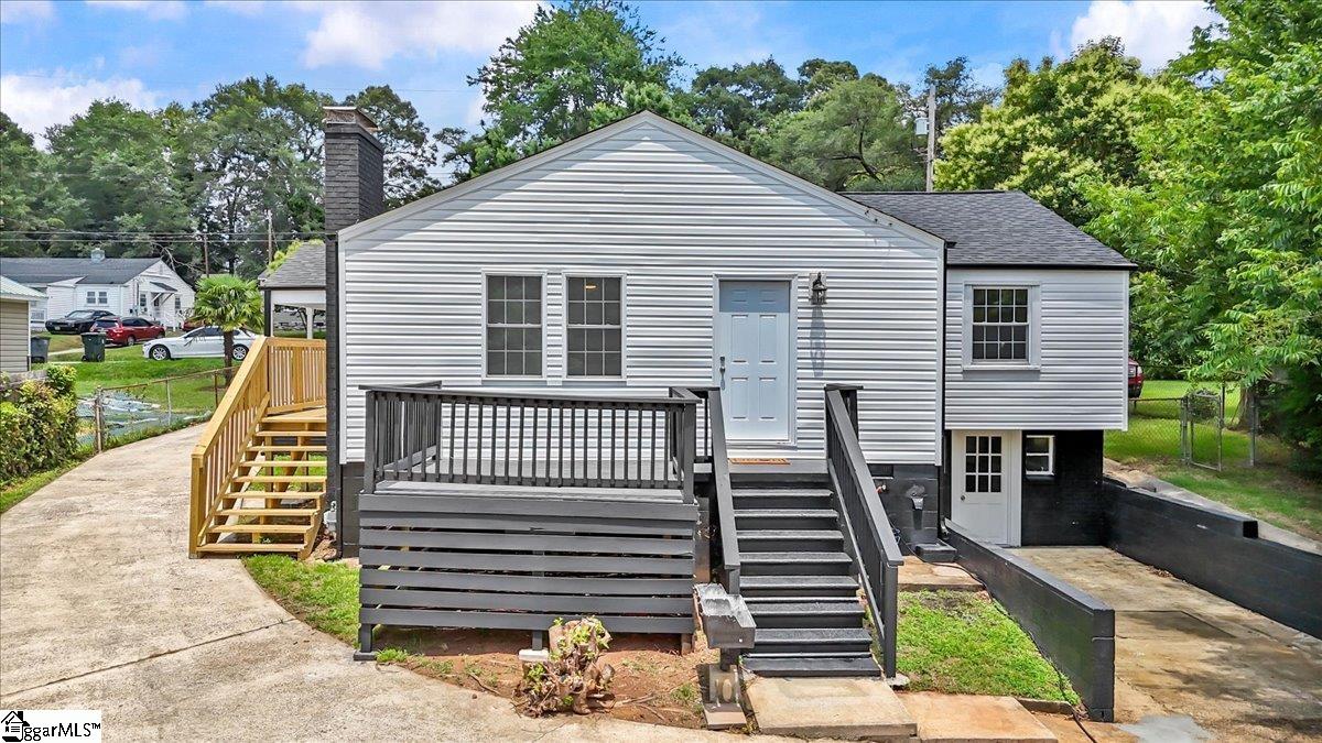 118 S Estate Drive Greenville, SC 29605