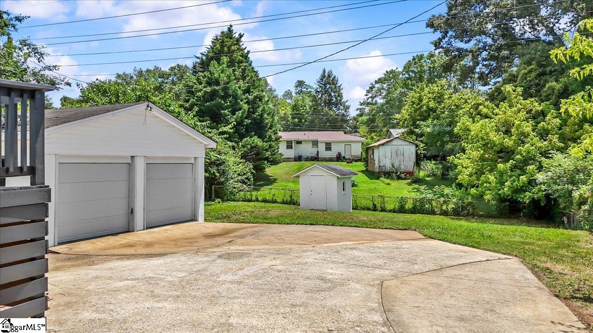 118 S Estate Drive Greenville, SC 29605