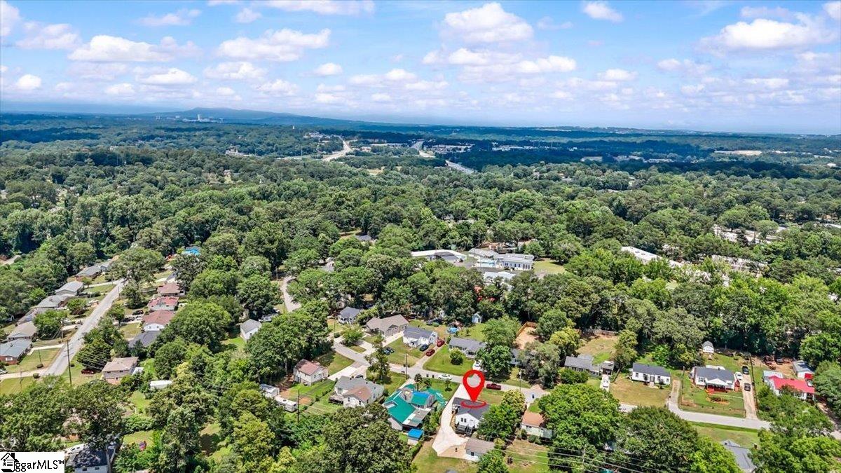 118 S Estate Drive Greenville, SC 29605