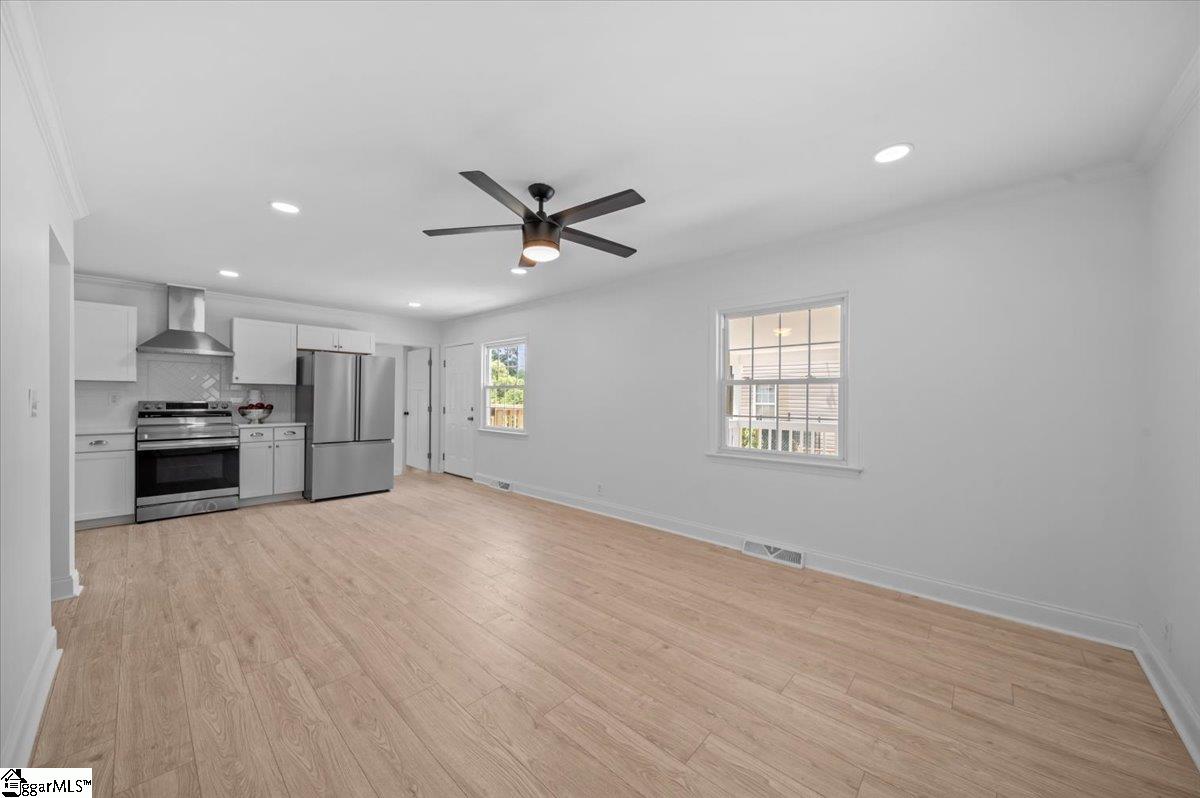 118 S Estate Drive Greenville, SC 29605