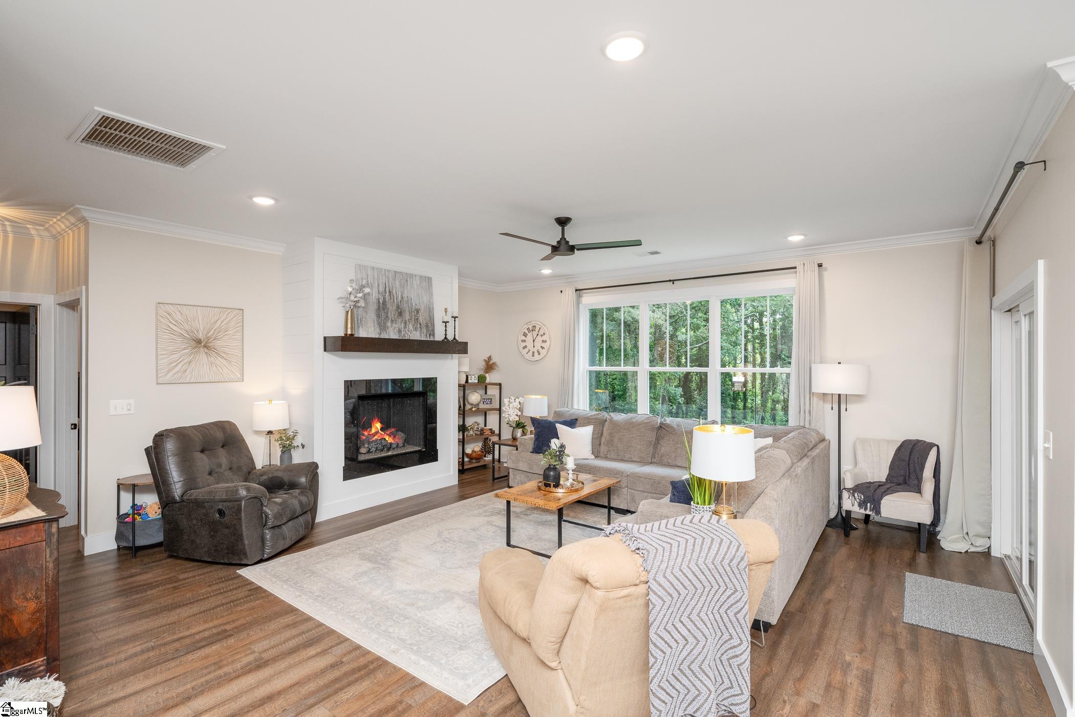 254 N Suber Road Greer, SC 29651