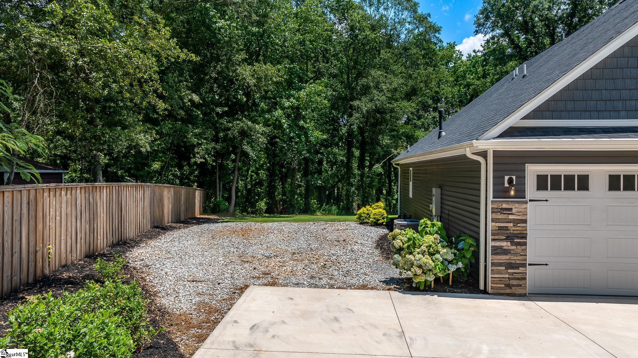 254 N Suber Road Greer, SC 29651