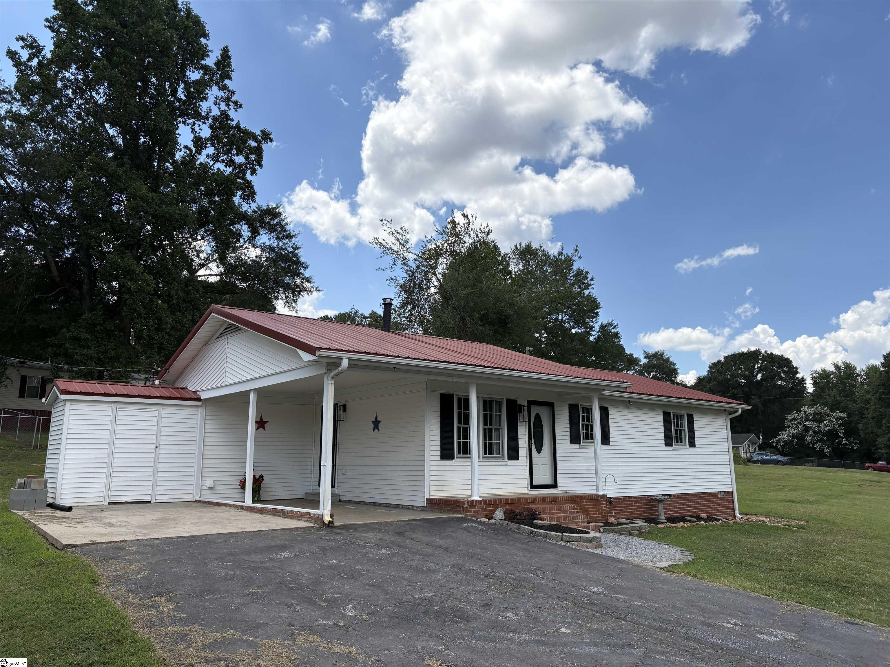 126 Venture Drive Liberty, SC 29657