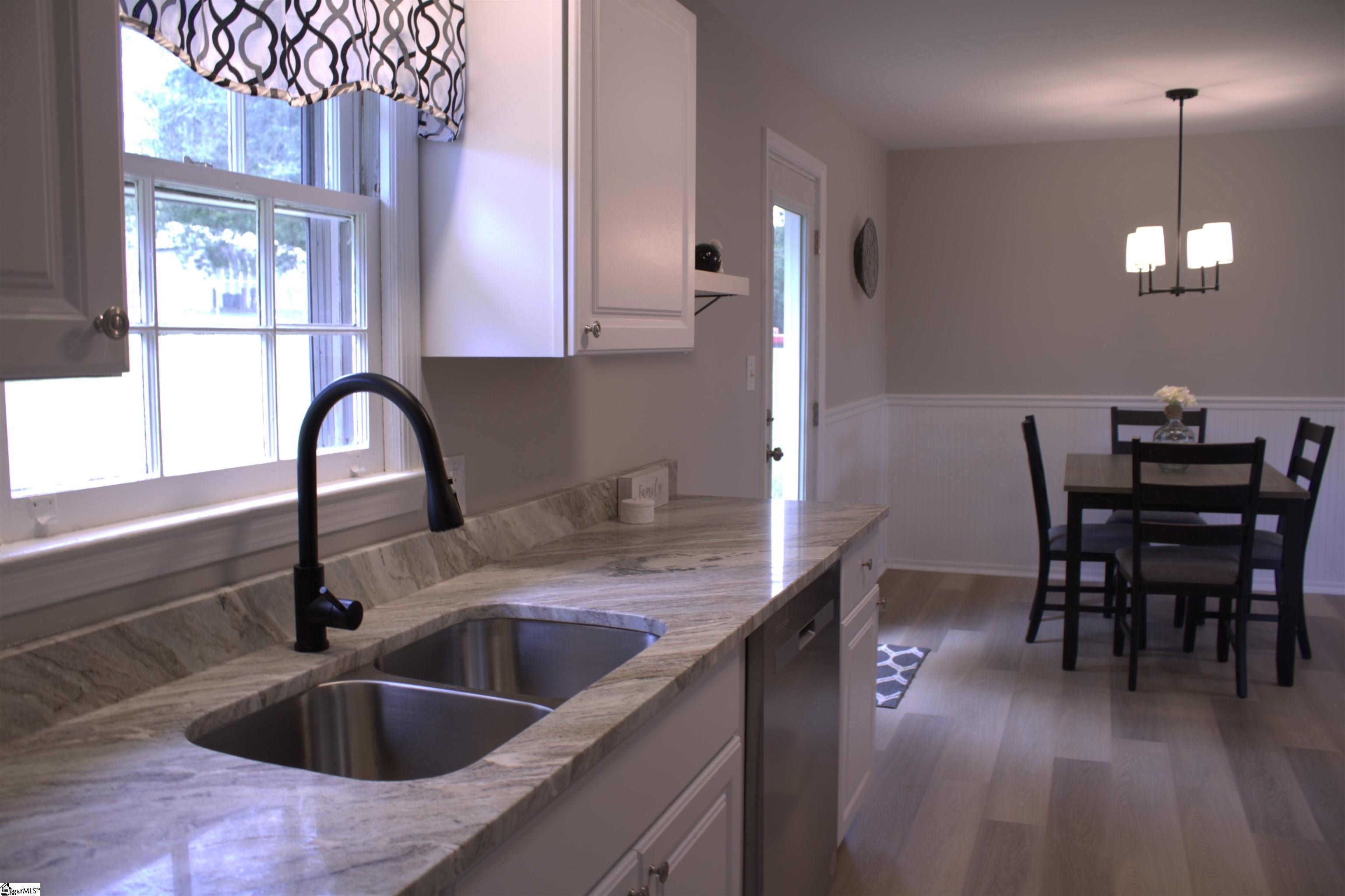 126 Venture Drive Liberty, SC 29657