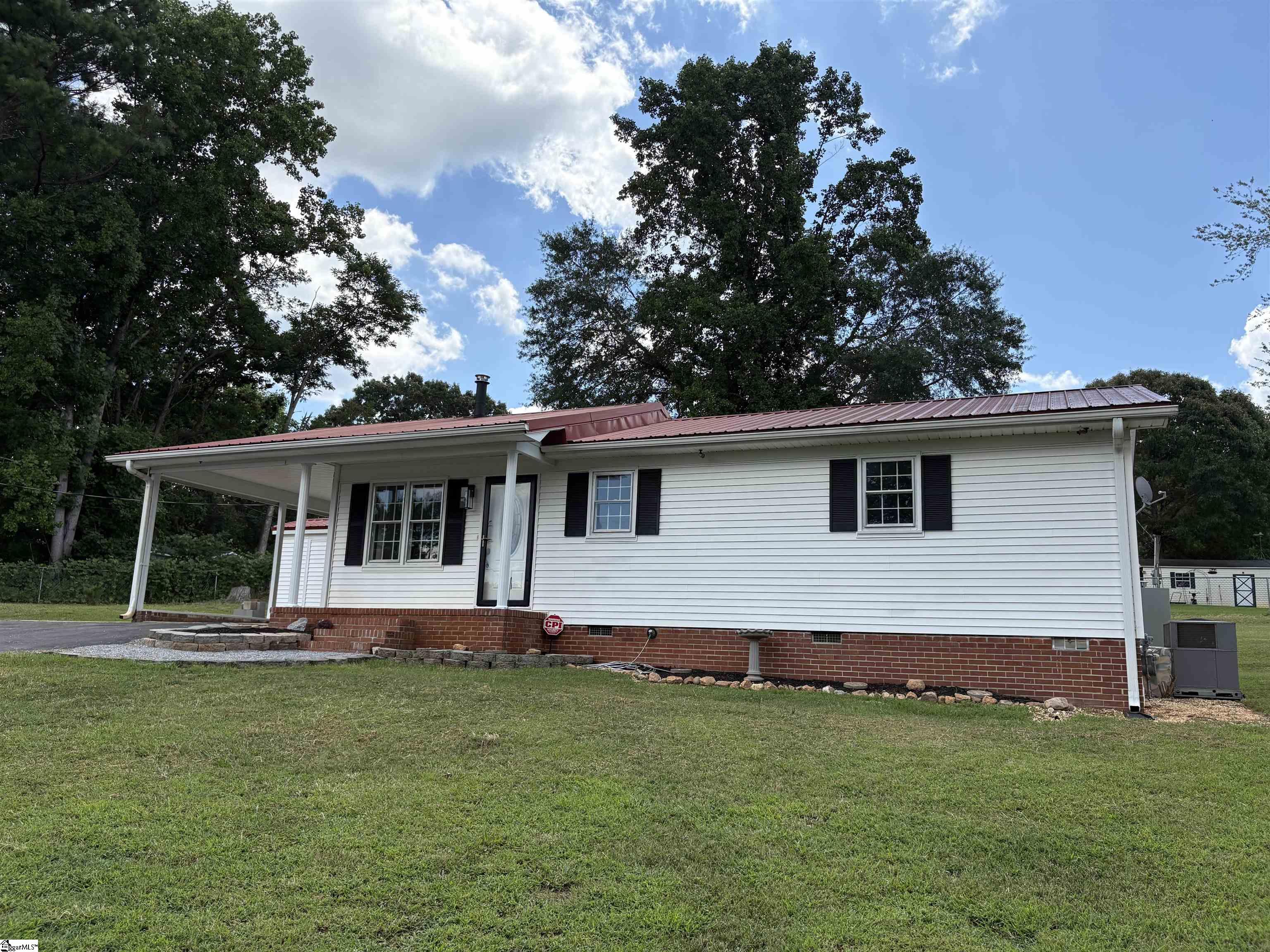126 Venture Drive Liberty, SC 29657