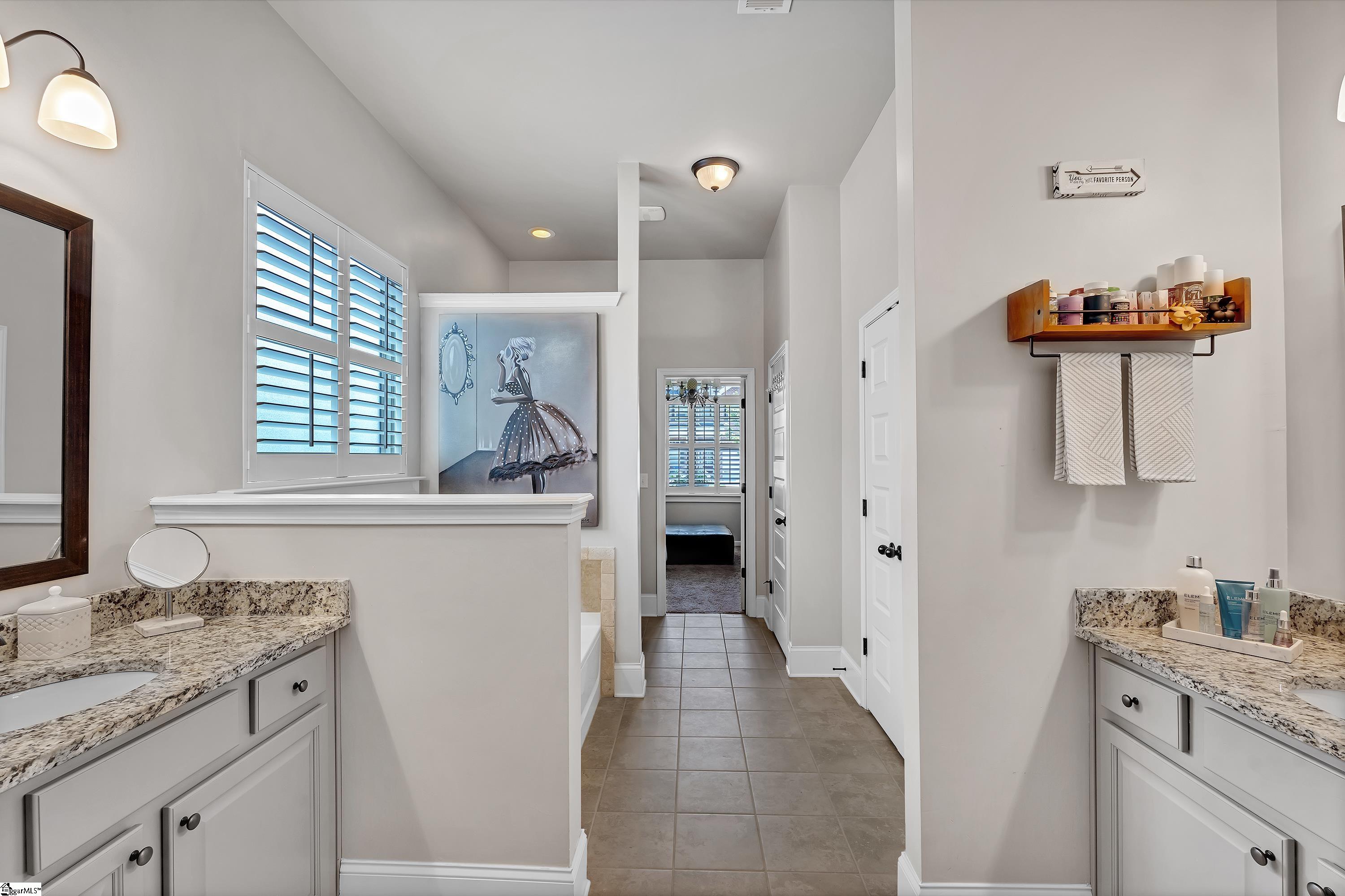 100 Elmway Lane Simpsonville, SC 29681