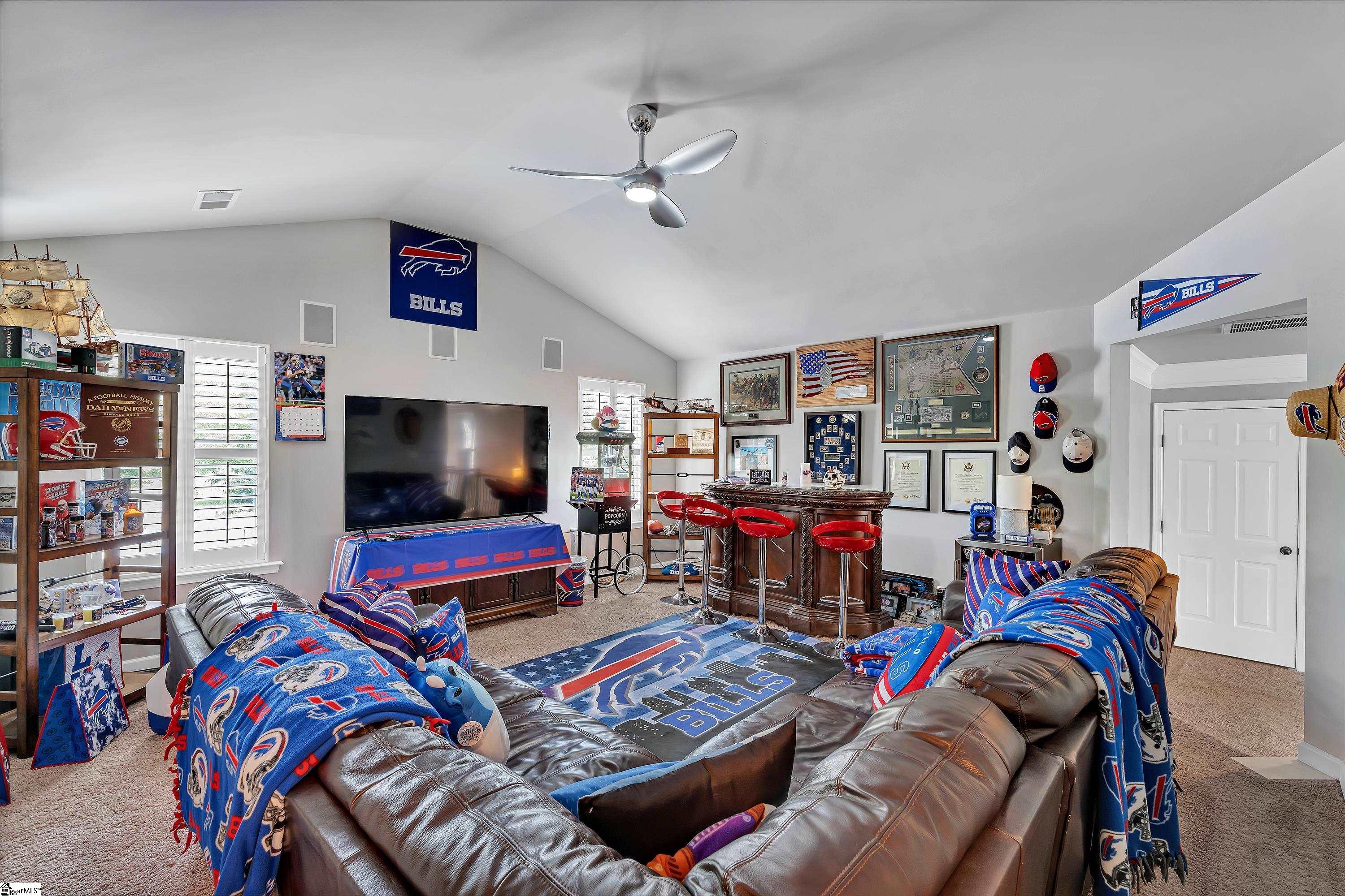 100 Elmway Lane Simpsonville, SC 29681