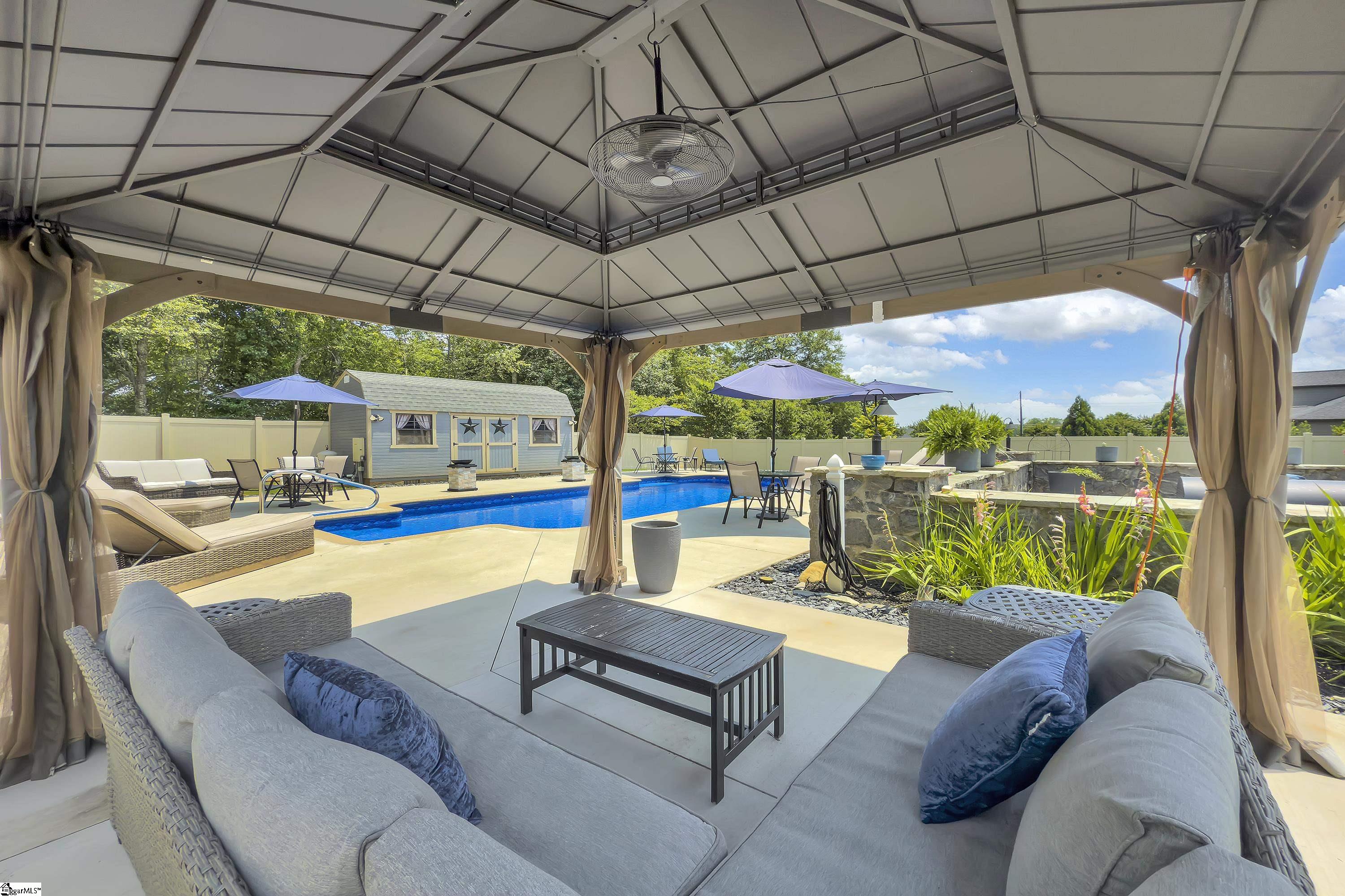 100 Elmway Lane Simpsonville, SC 29681