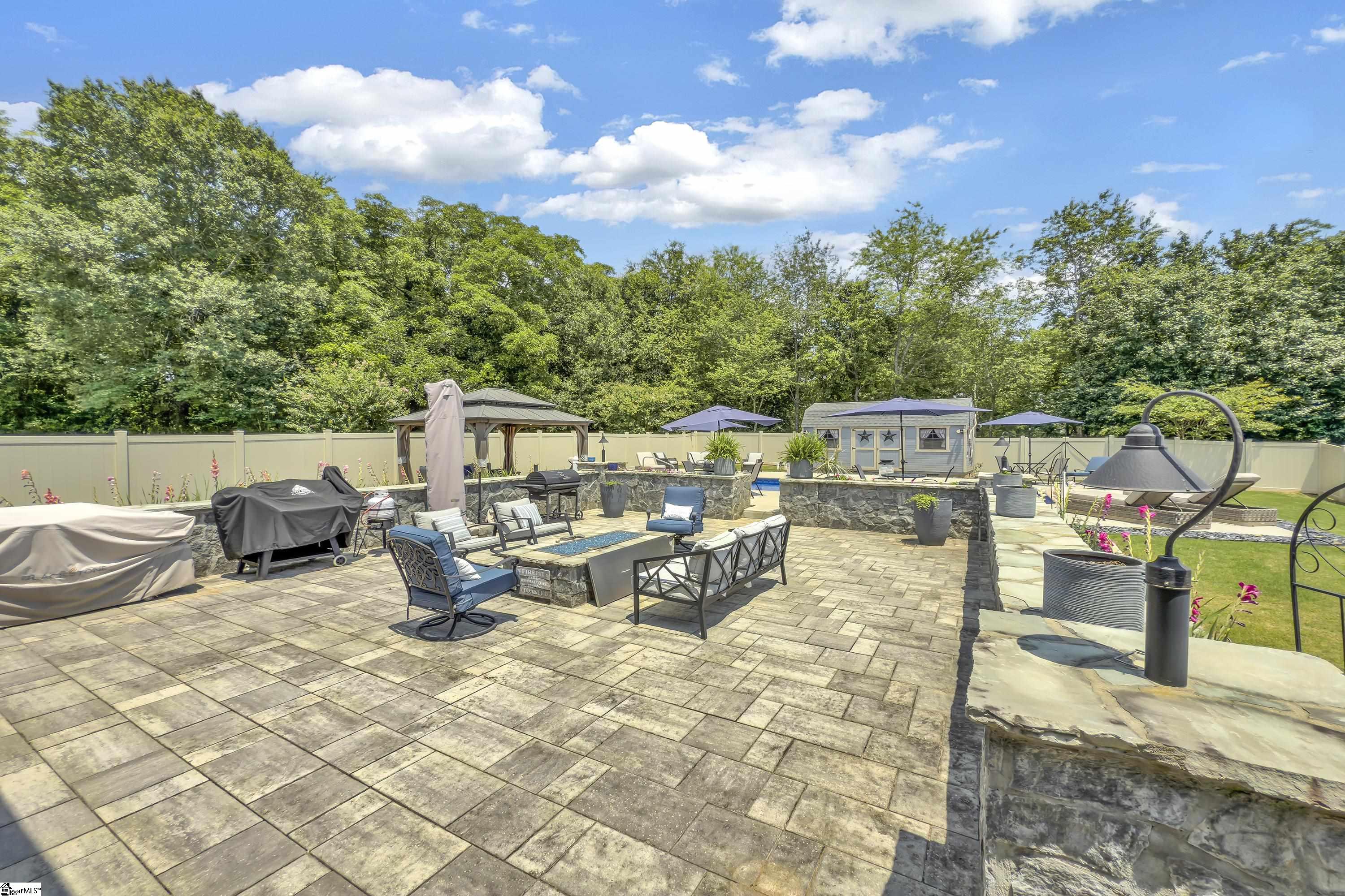 100 Elmway Lane Simpsonville, SC 29681