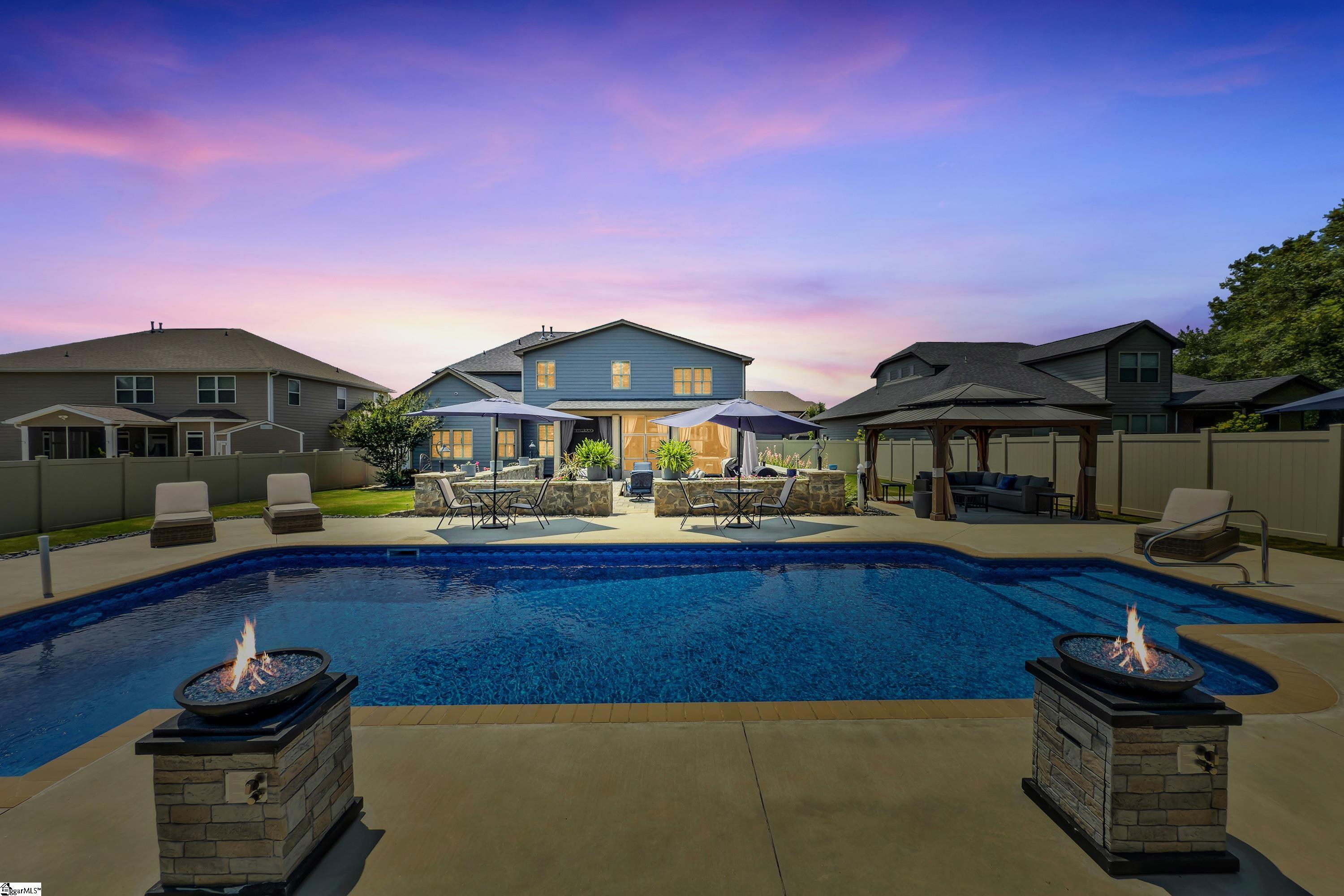 100 Elmway Lane Simpsonville, SC 29681