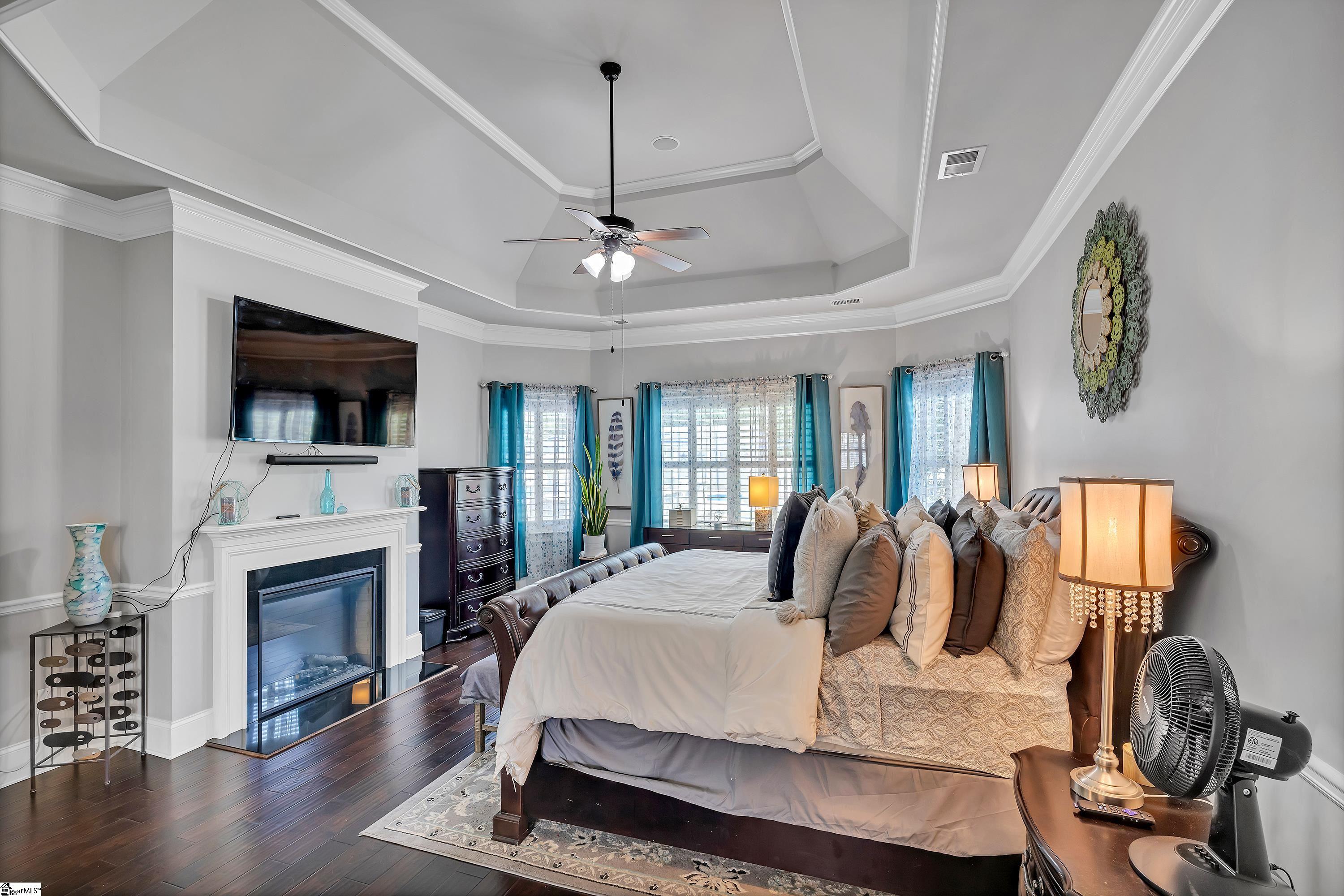 100 Elmway Lane Simpsonville, SC 29681