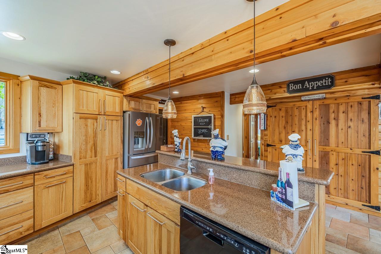 410 Peninsula Drive Anderson, SC 29626