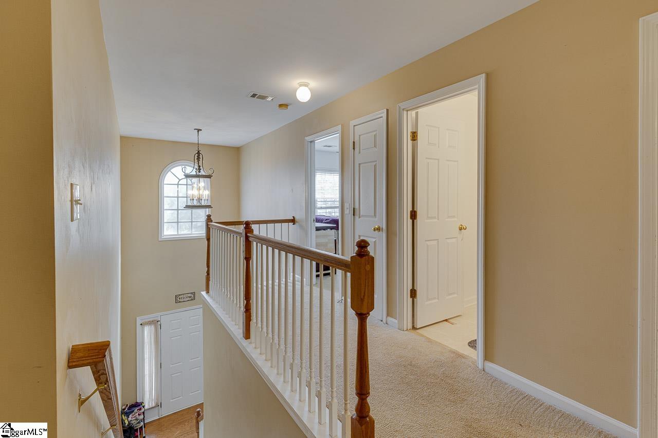 27 Farmbrook Way Simpsonville, SC 29681