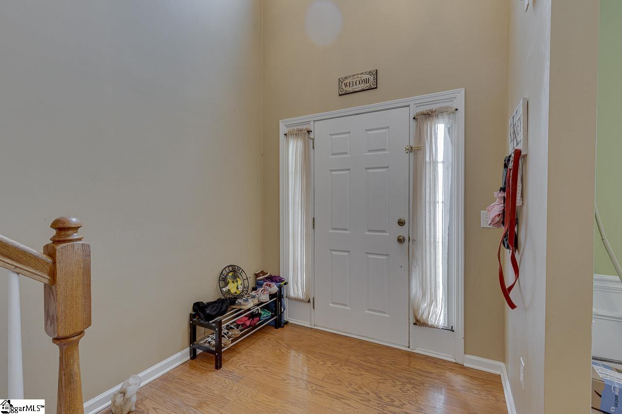 27 Farmbrook Way Simpsonville, SC 29681