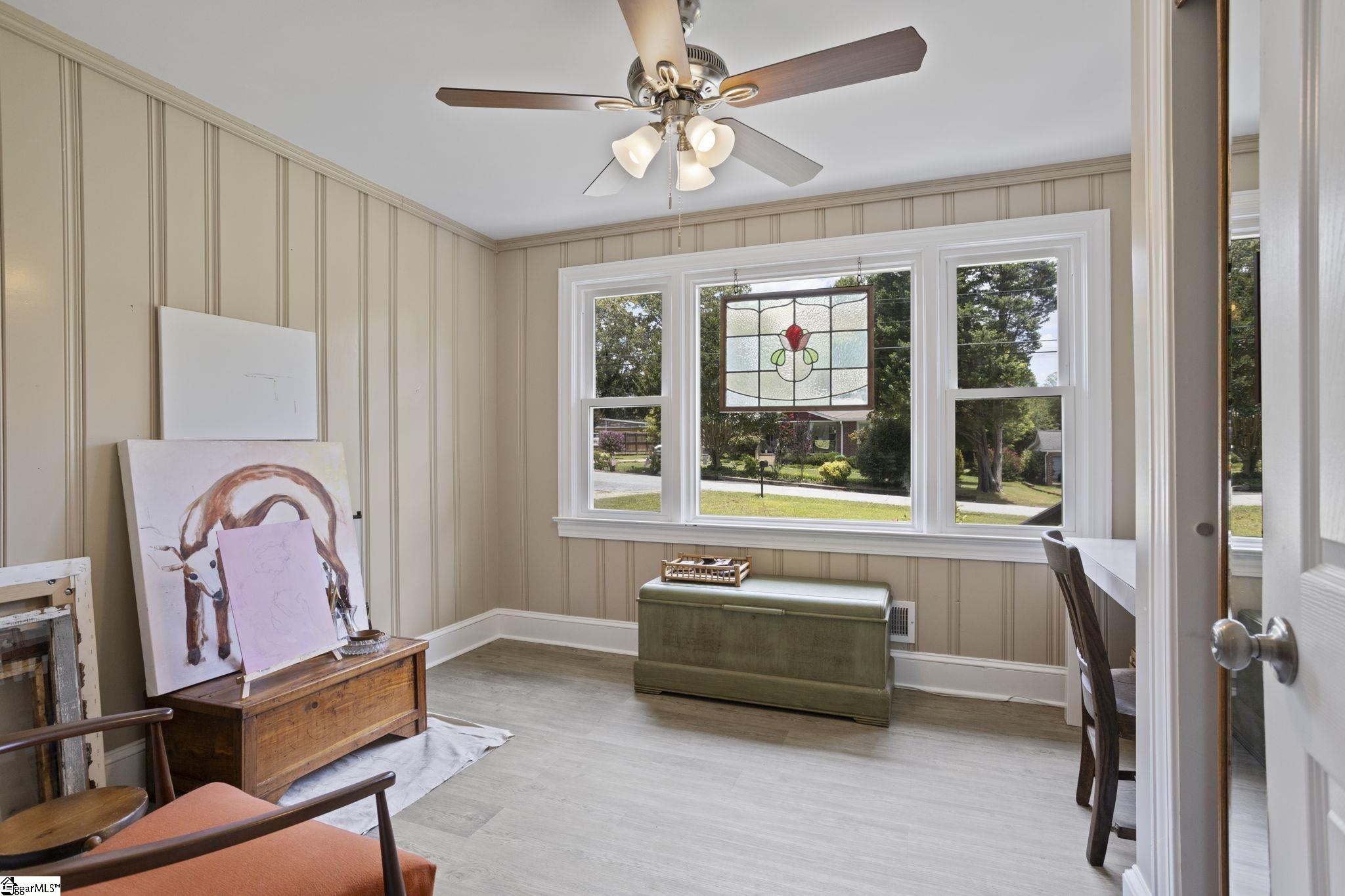 5 Ridgewood Drive Greenville, SC 29615
