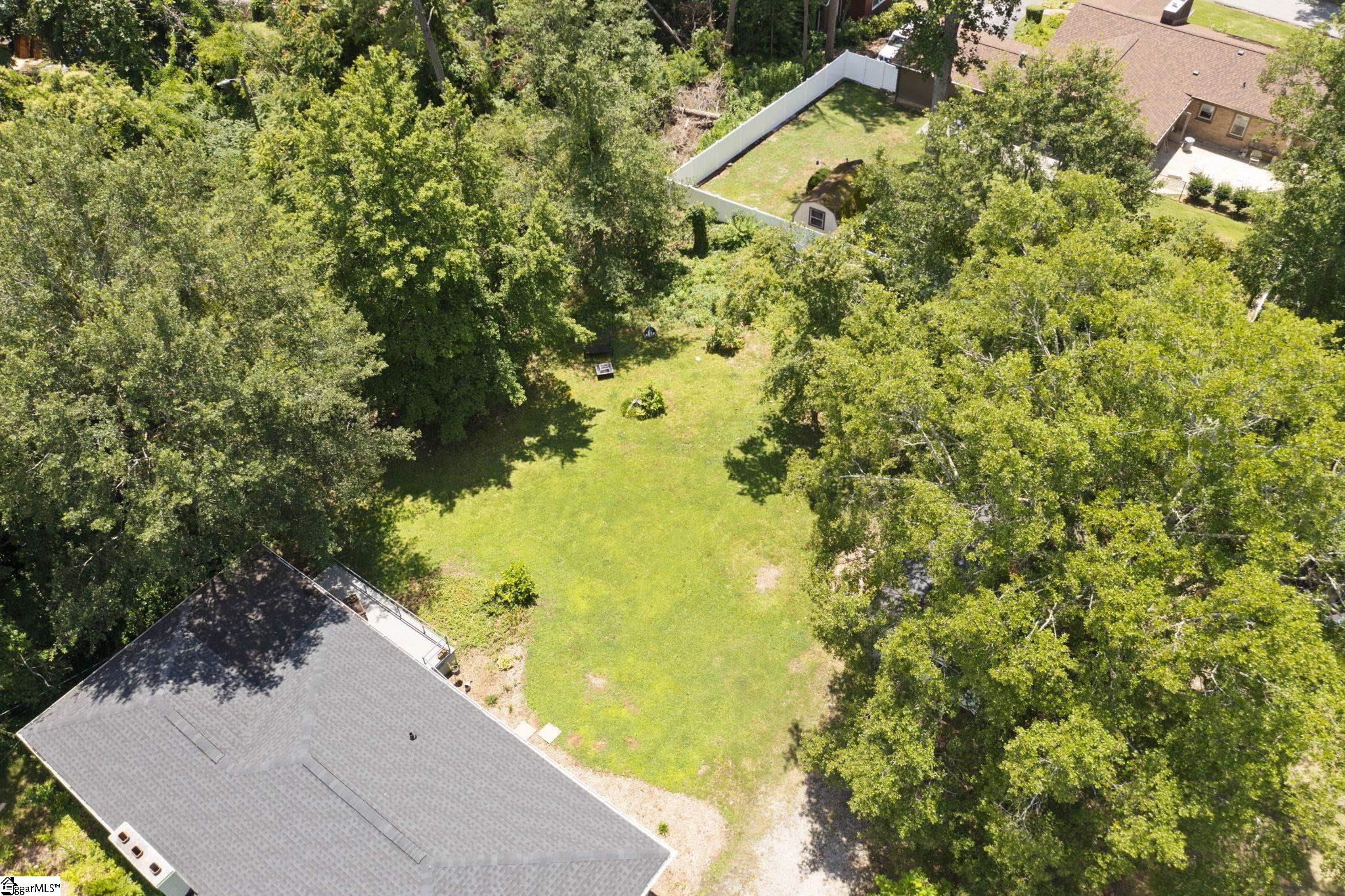 5 Ridgewood Drive Greenville, SC 29615