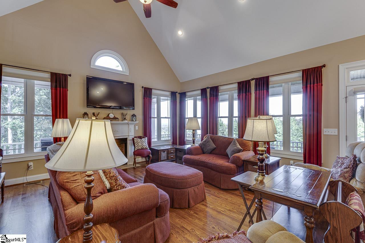 18 Glens Choice Court Greenville, SC 29609