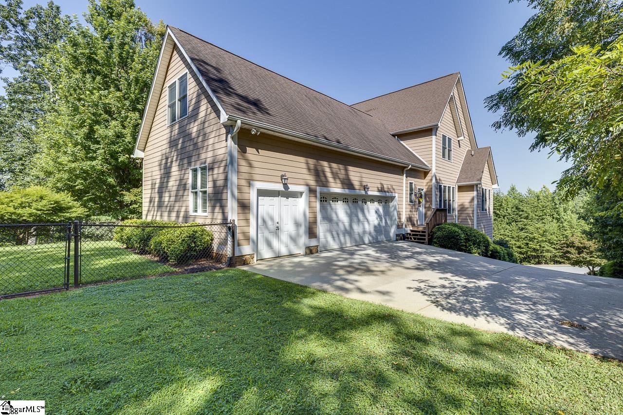 18 Glens Choice Court Greenville, SC 29609