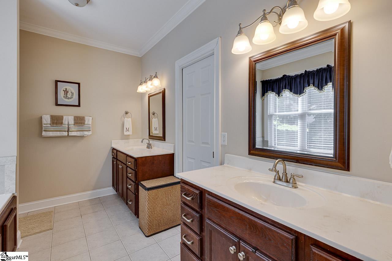 18 Glens Choice Court Greenville, SC 29609