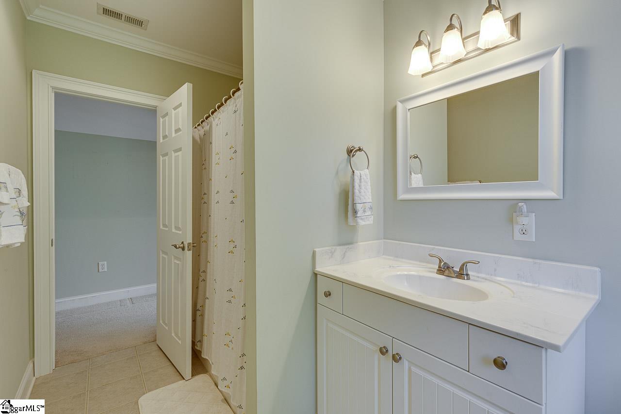 18 Glens Choice Court Greenville, SC 29609