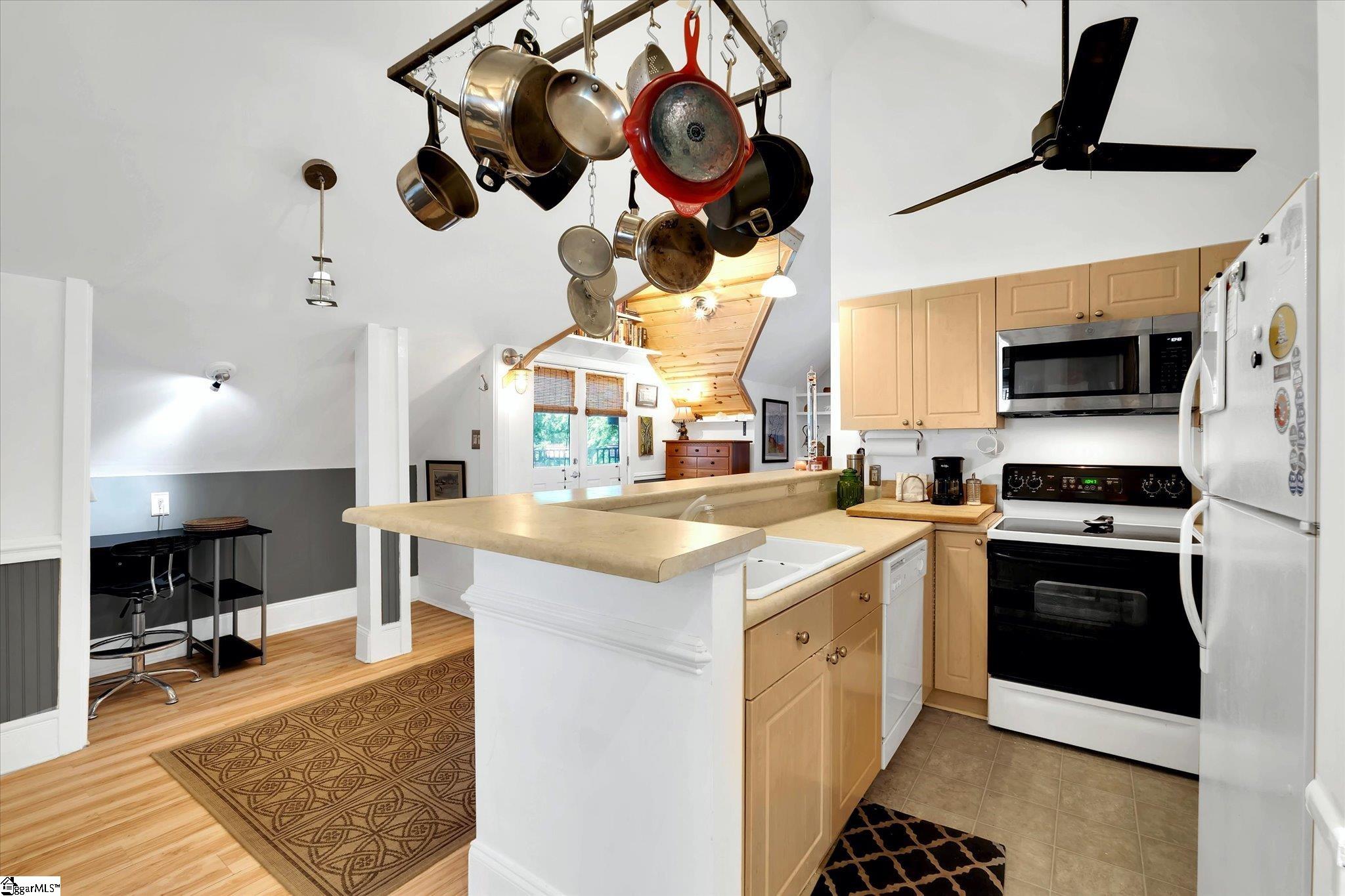 204 E Park Avenue UNIT Unit 1203 Greenville, SC 29601