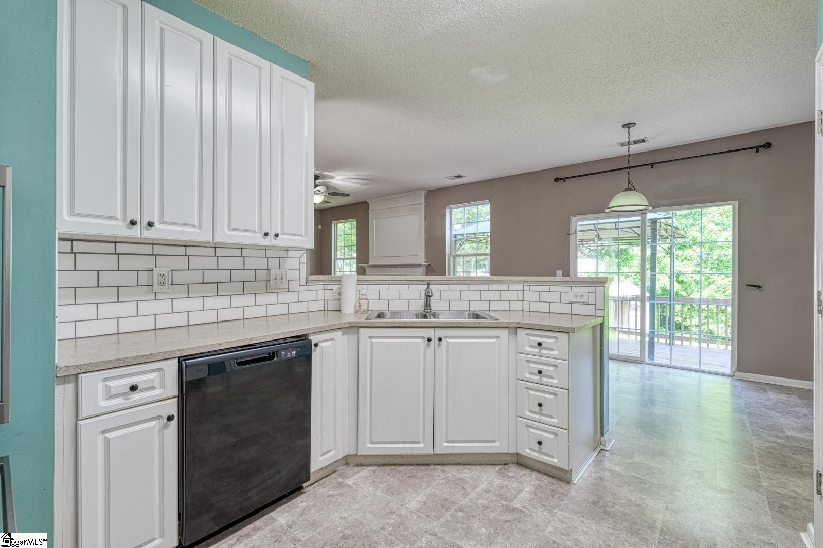 707 Birkhall Court Spartanburg, SC 29301