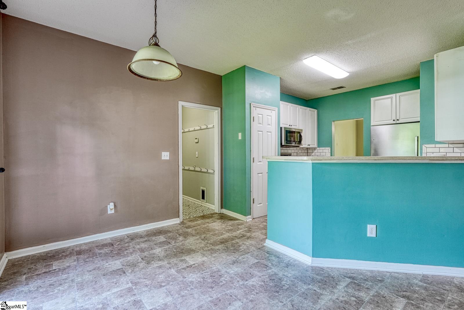 707 Birkhall Court Spartanburg, SC 29301