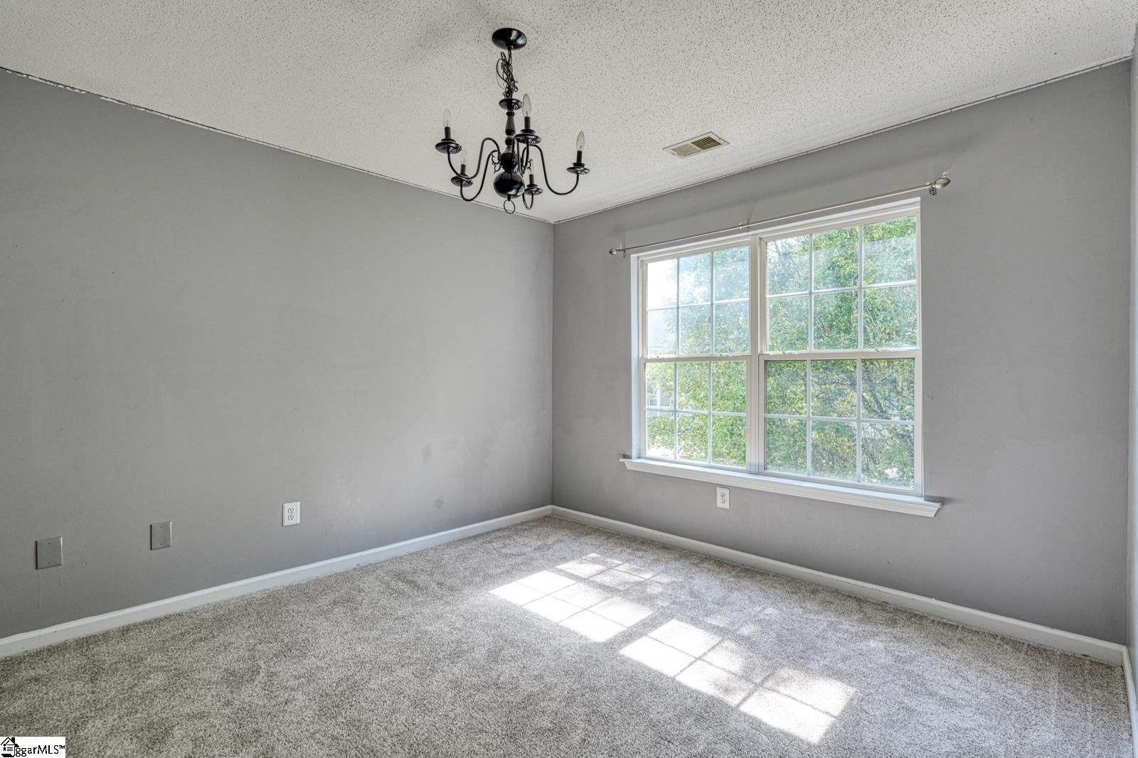 707 Birkhall Court Spartanburg, SC 29301