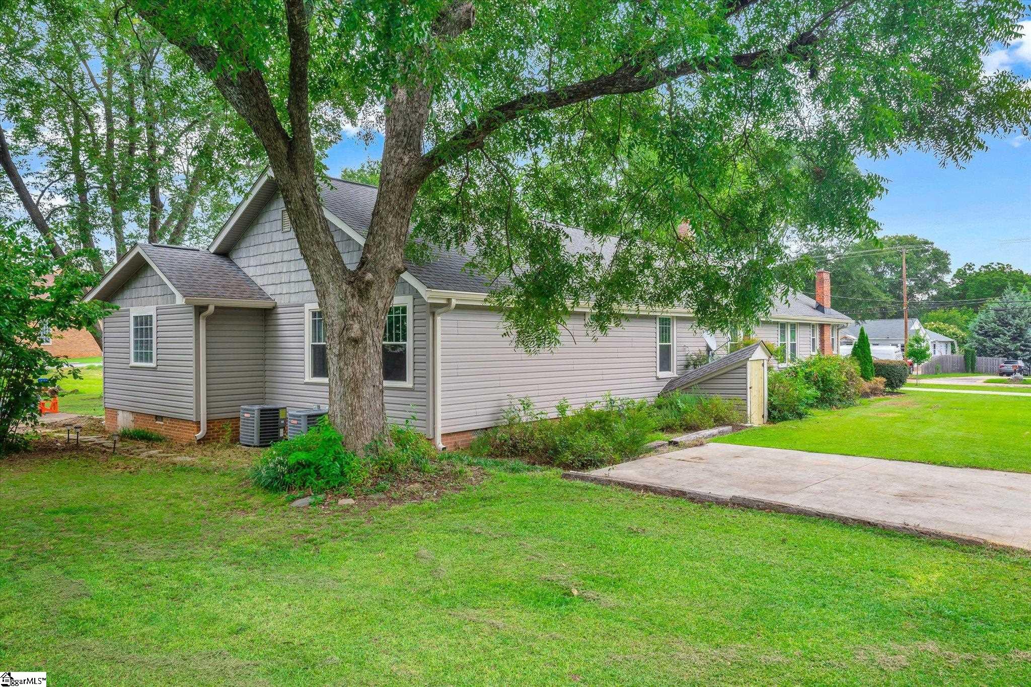 314 Parkins Mill Road Greenville, SC 29607
