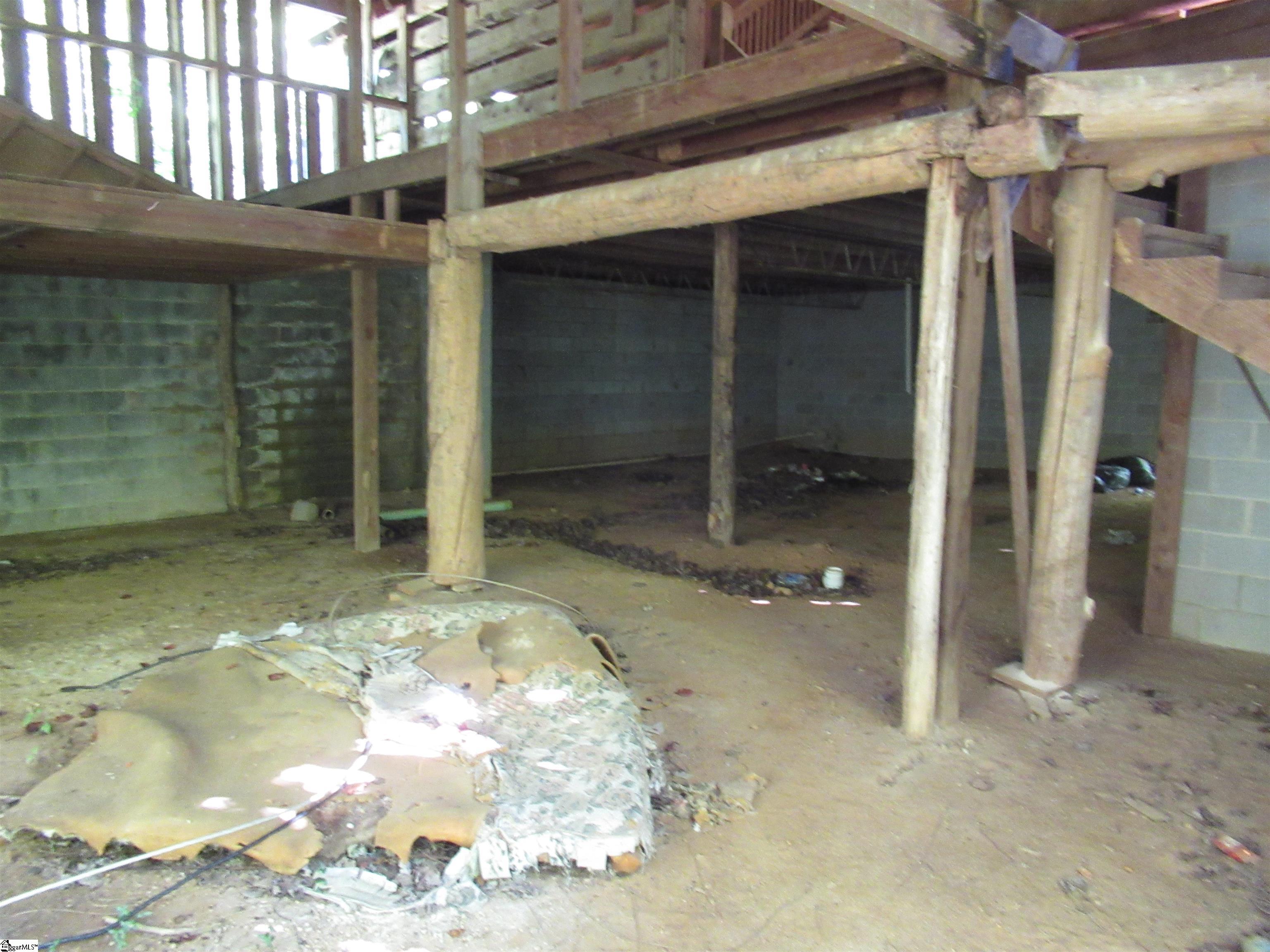 5615 Highway 11 Pickens, SC 29671