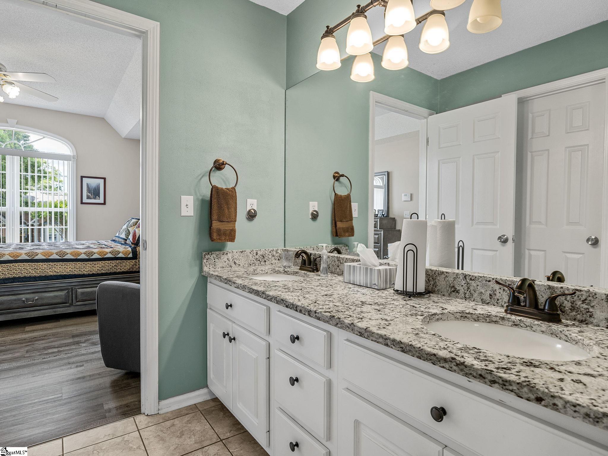 121 Lewis Burnett Drive Boiling Springs, SC 29316
