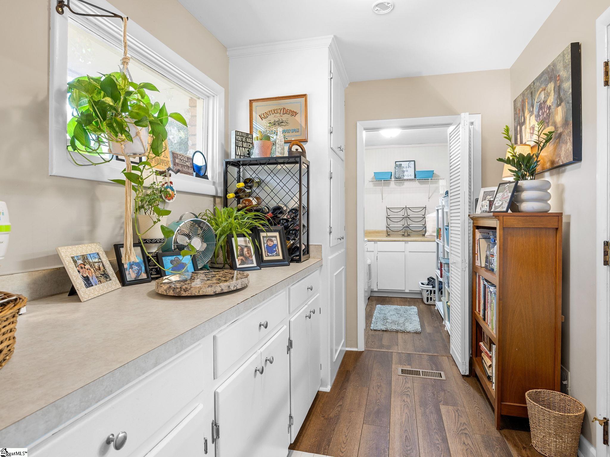 126 Spring Valley Drive Spartanburg, SC 29301