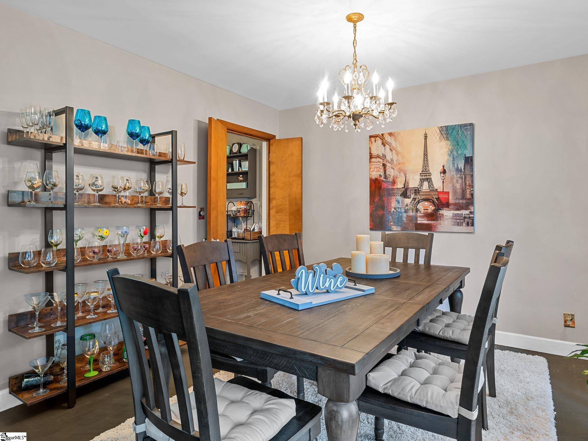126 Spring Valley Drive Spartanburg, SC 29301