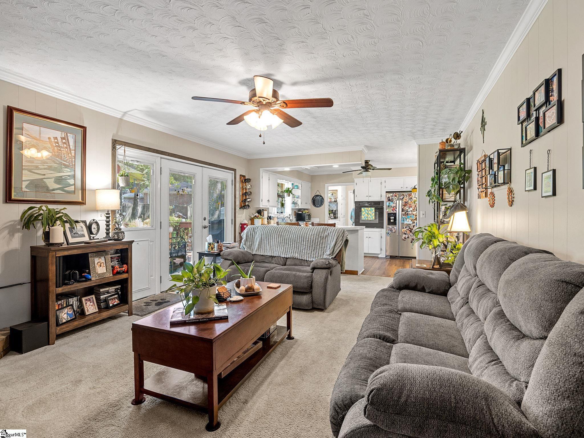 126 Spring Valley Drive Spartanburg, SC 29301