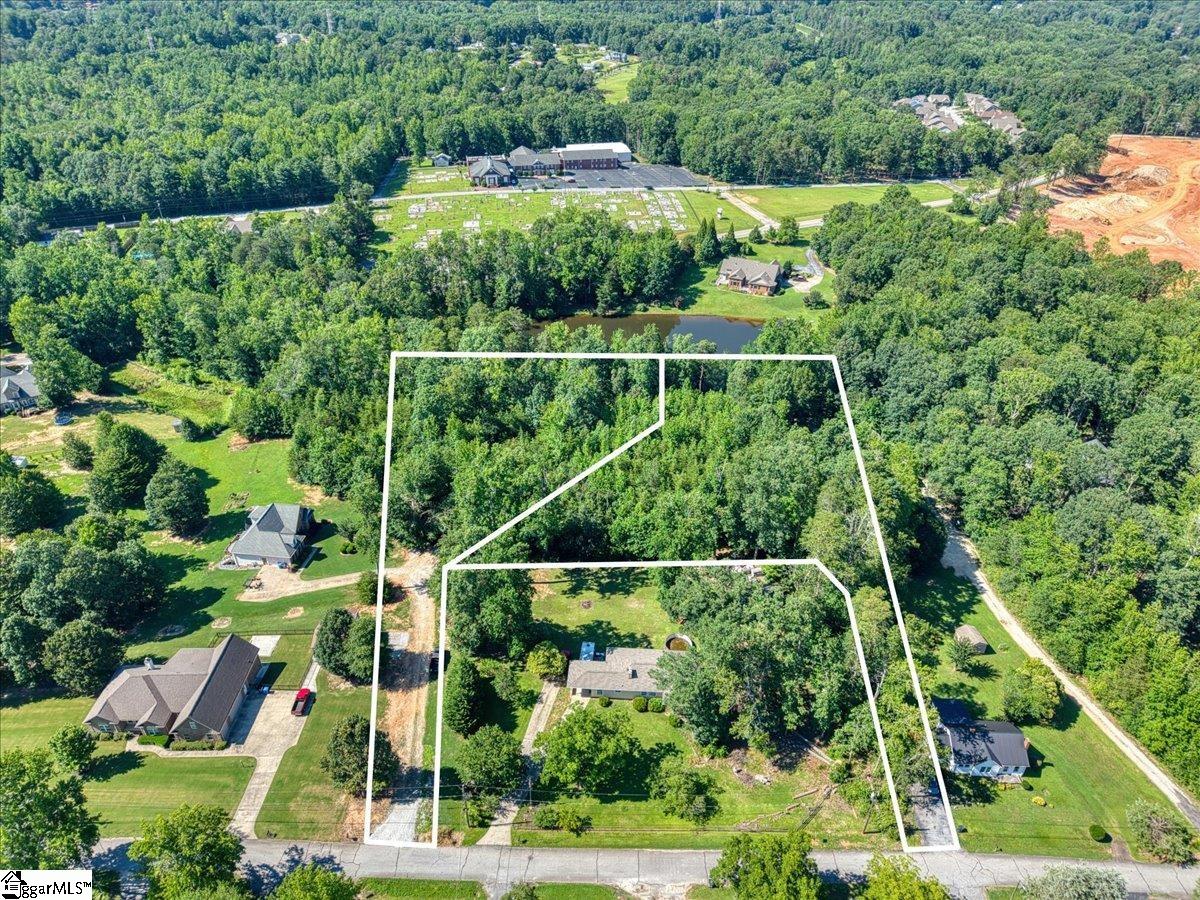 10 Hannah Springs Court Taylors, SC 29687