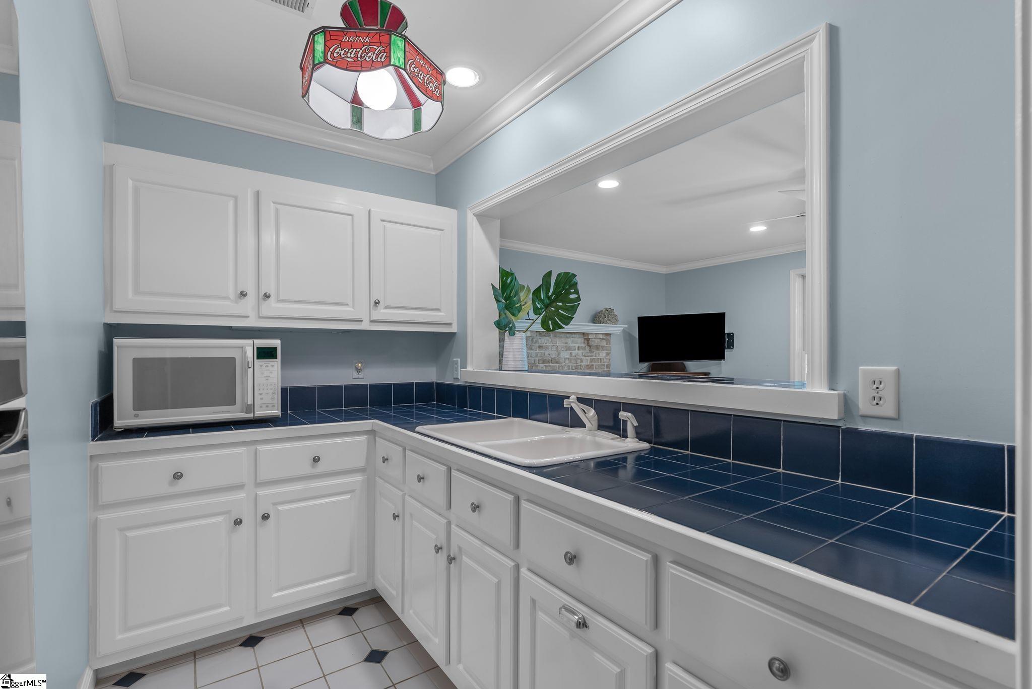 121 Berrow Way Taylors, SC 29687