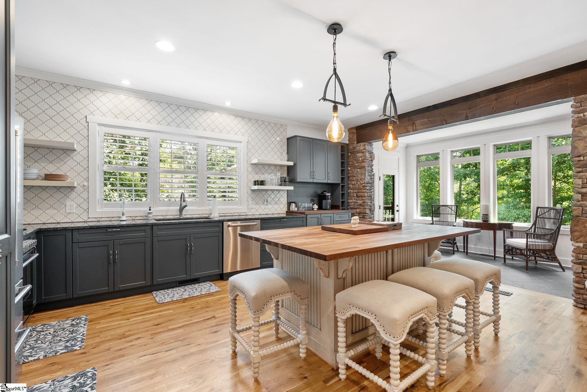 225 Starlight Lane Fair Play, SC 29643