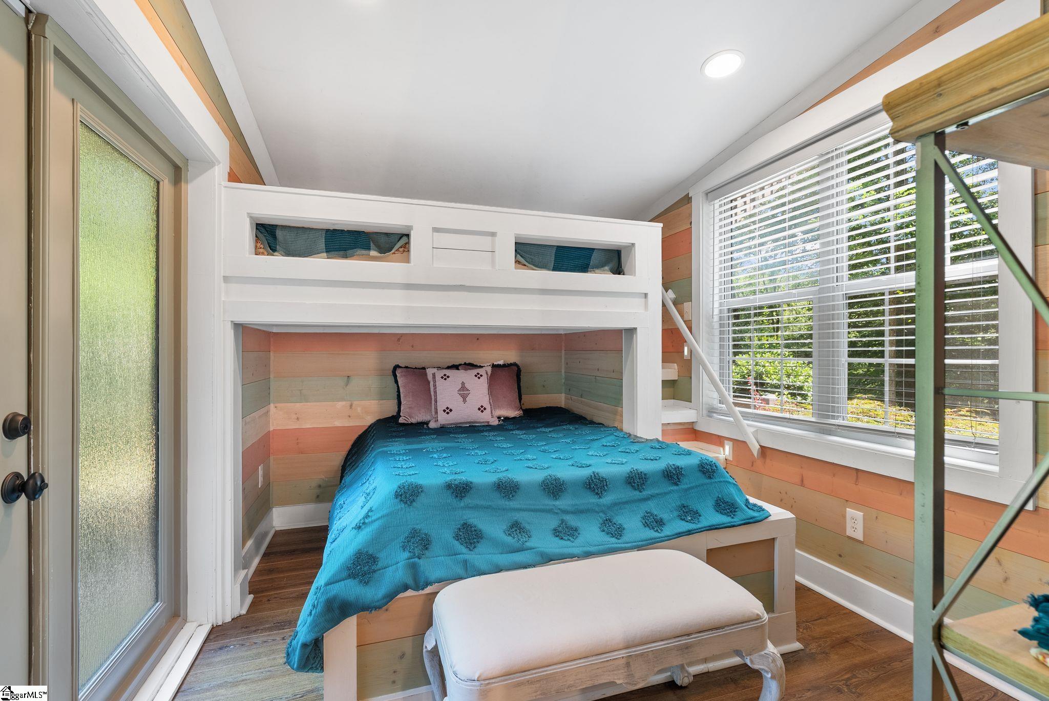 225 Starlight Lane Fair Play, SC 29643