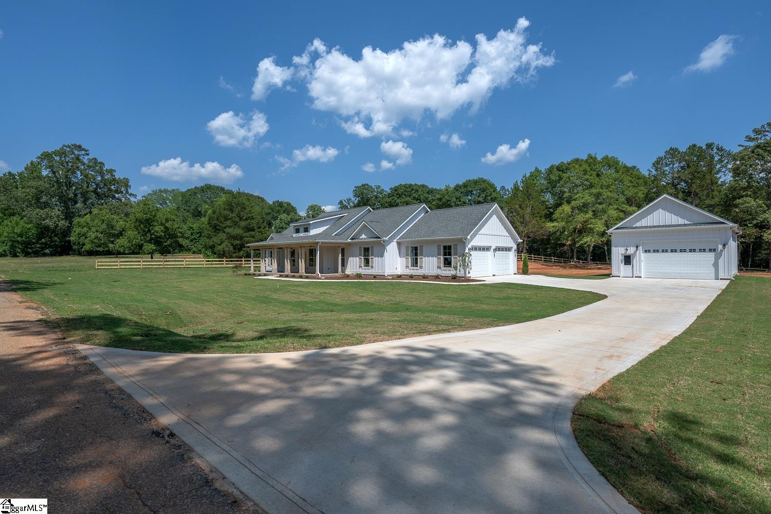1342 Mount Carmel Road Gray Court, SC 29645