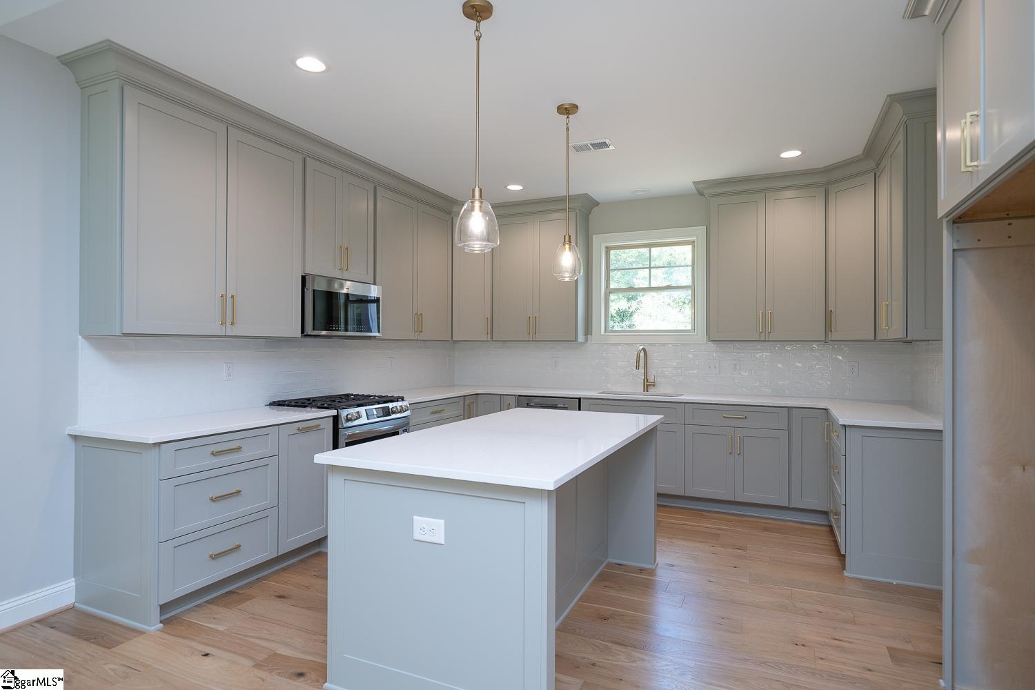 1342 Mount Carmel Road Gray Court, SC 29645
