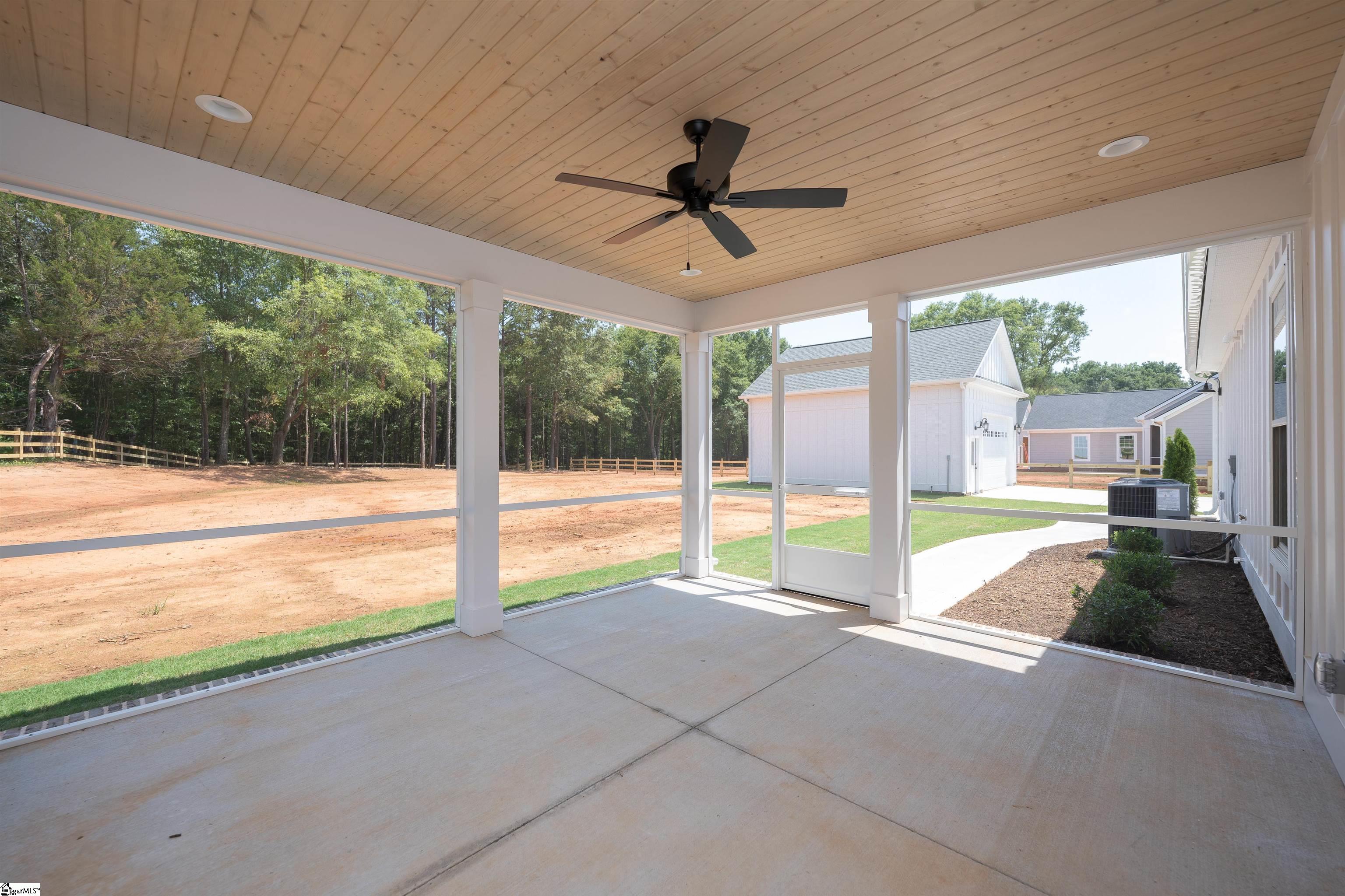 1342 Mount Carmel Road Gray Court, SC 29645