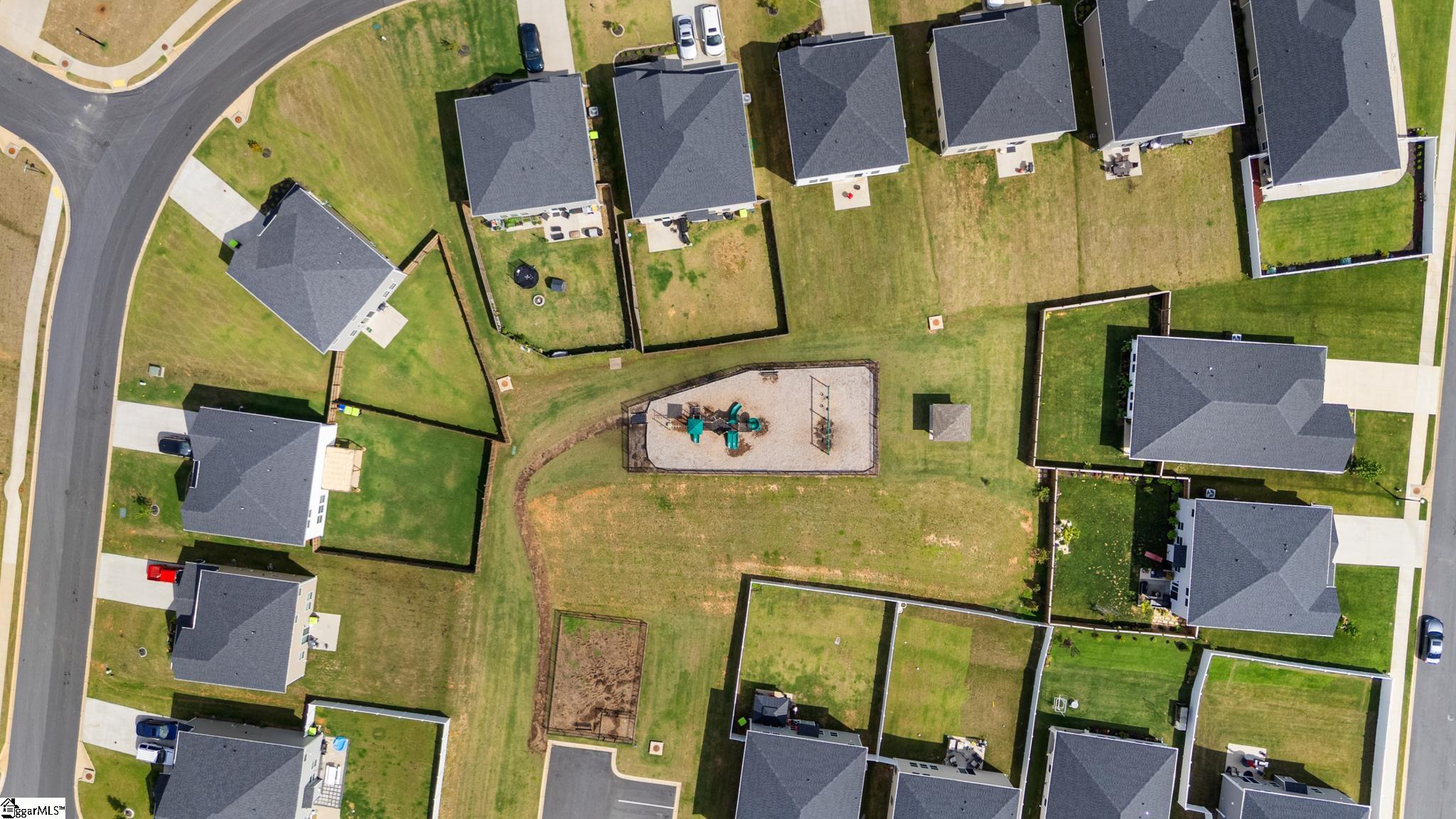 30 Shorncliffe Road Simpsonville, SC 29680