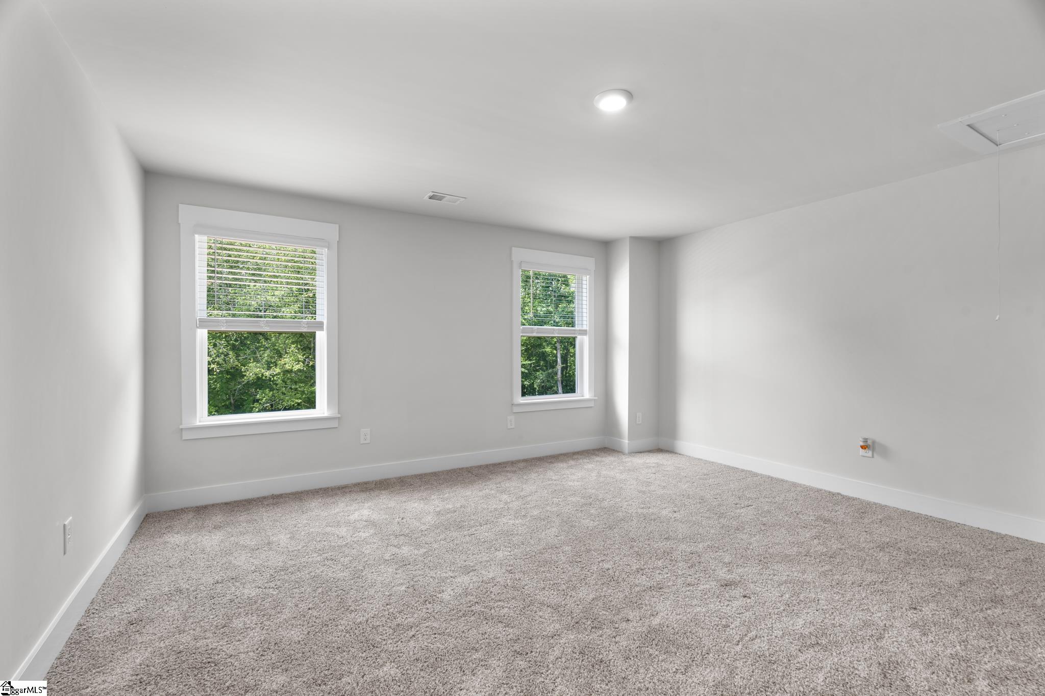 30 Shorncliffe Road Simpsonville, SC 29680